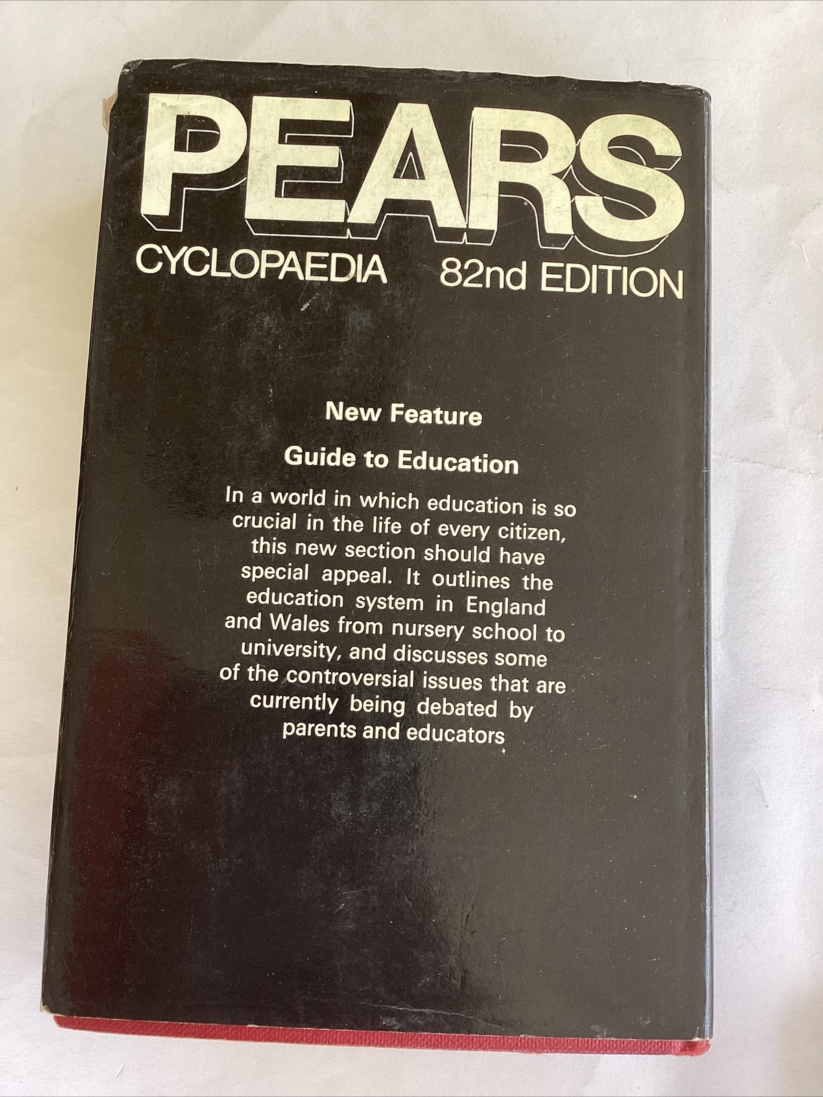 Pears Cyclopaedia, 82nd Edition, 1973-74, Hardcover (M764)