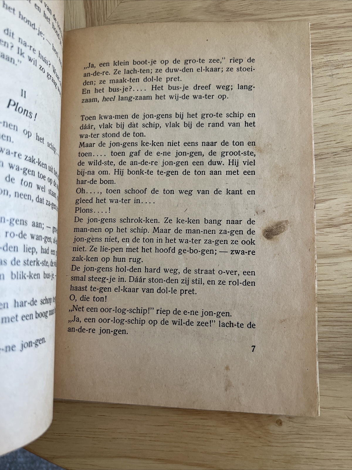 Lot Of 2 VTG Dutch Children’s Books WG van de Hulst Tippeltje Rozemarunte
