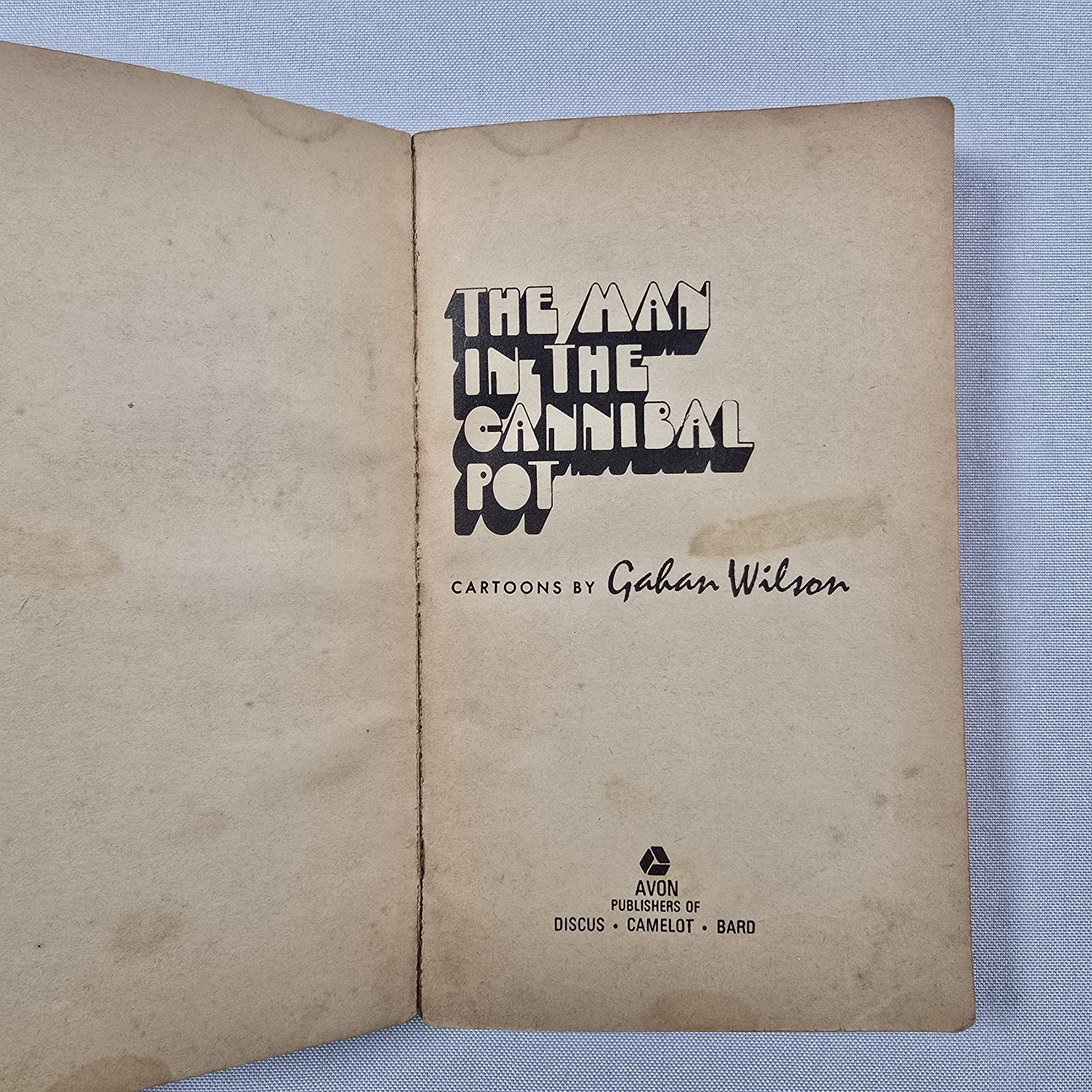 The Man in the Cannibal Pot by Gahan Wilson 1970 Avon 1st Printing Paperback
