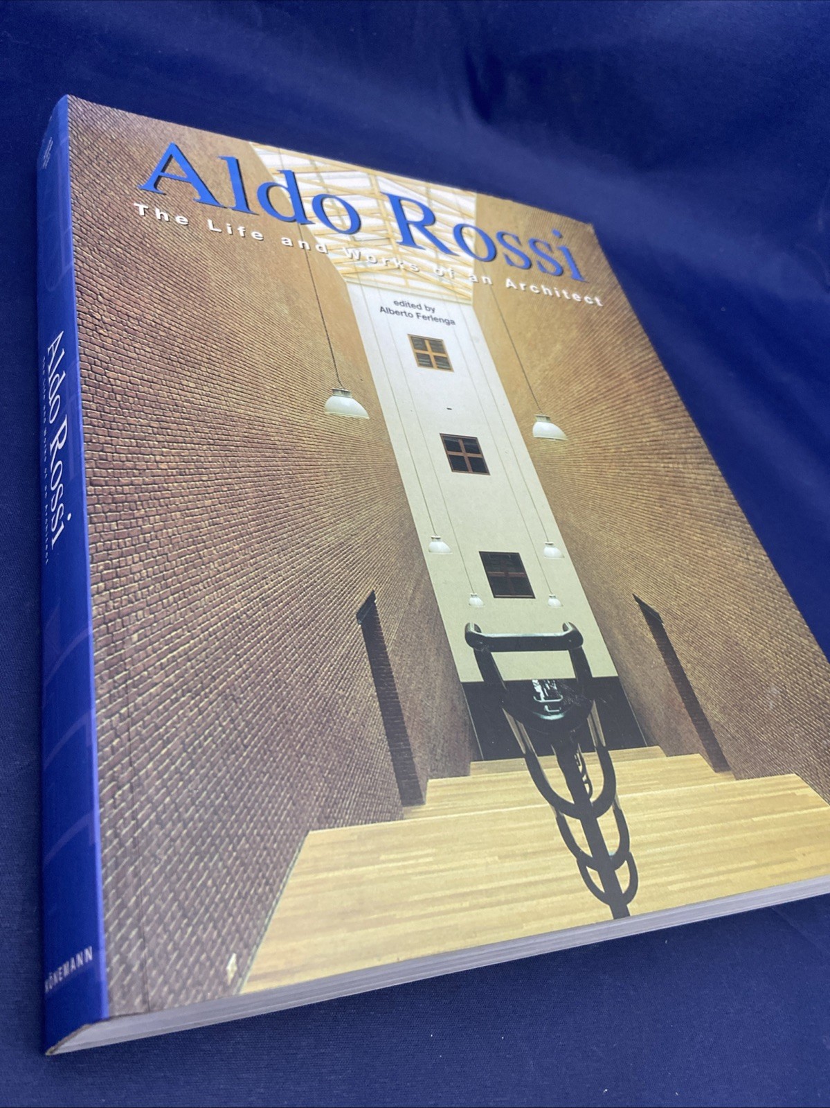 ALDO ROSSI: THE LIFE AND WORKS OF AN ARCHITECT (Soft cover)