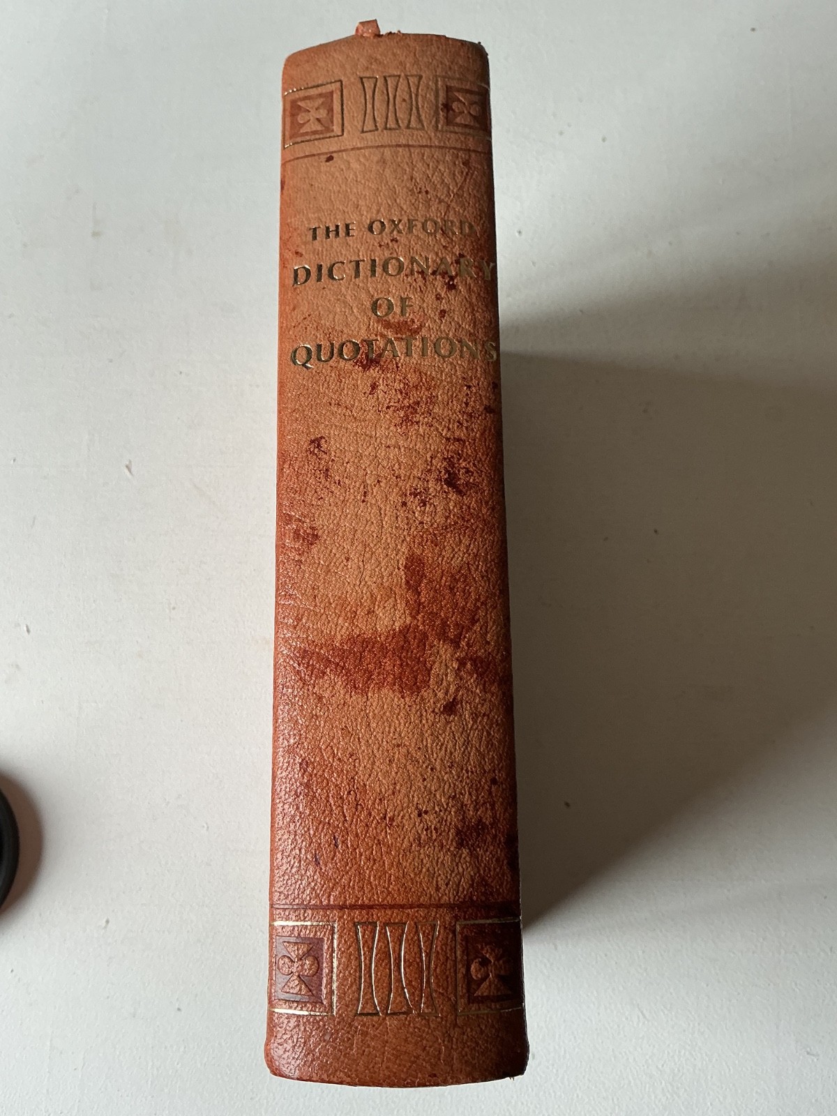 Oxford Dictionary Of Quotations 1979 Gold Embossed Leather Hardback Book