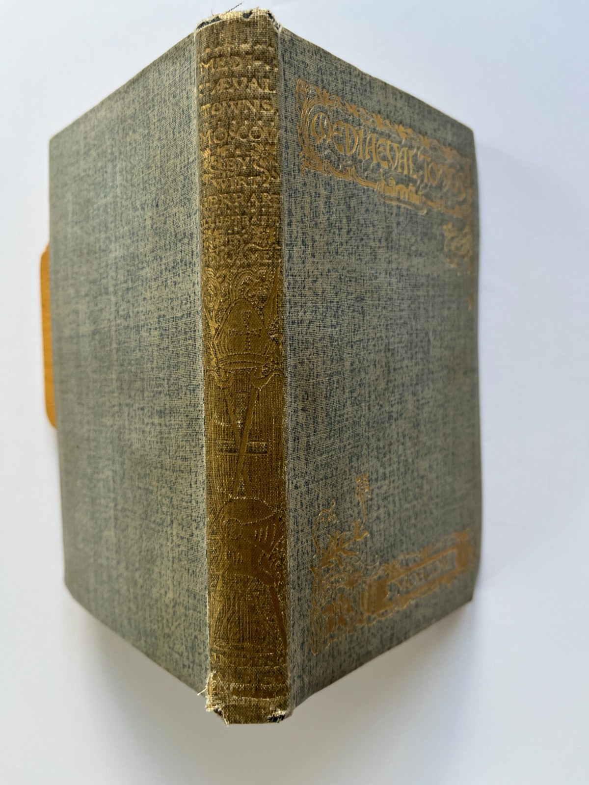 1900 Medieval Towns: The Story of MOSCOW, antique book illustrated map Russia