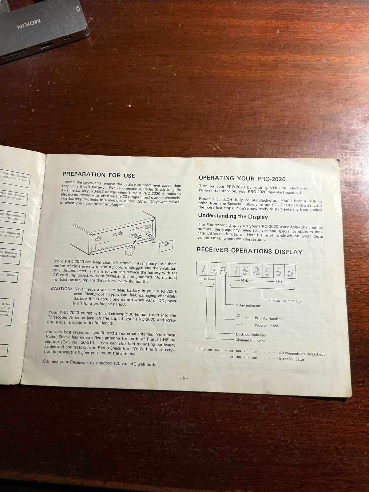 Realistic Pro-2020 Owner’s Manual AM/FM Receiver Vtg Booklet