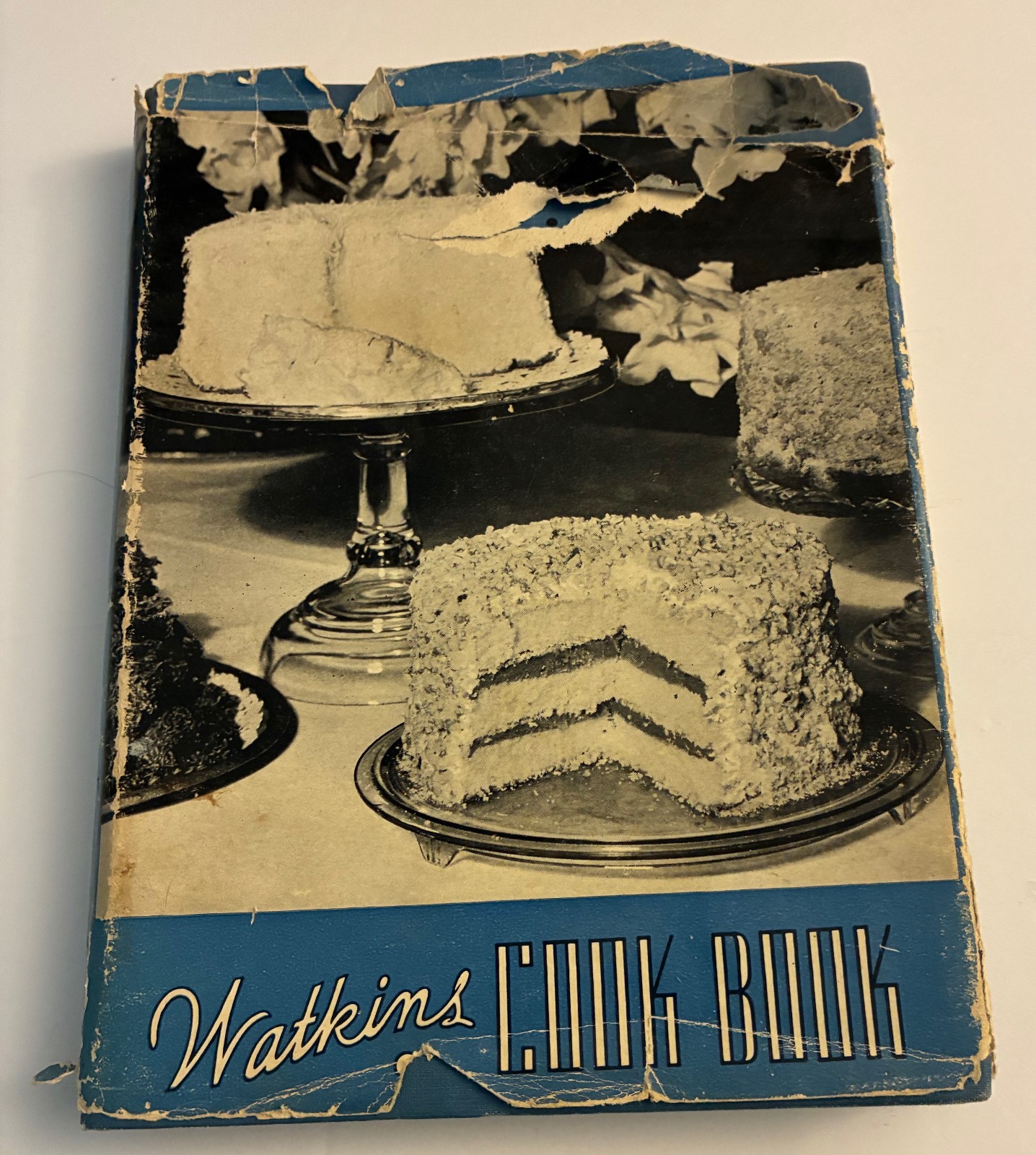 Vtg 1943 WATKINS Cook Book 4th Edition Hardcover Dust Cover