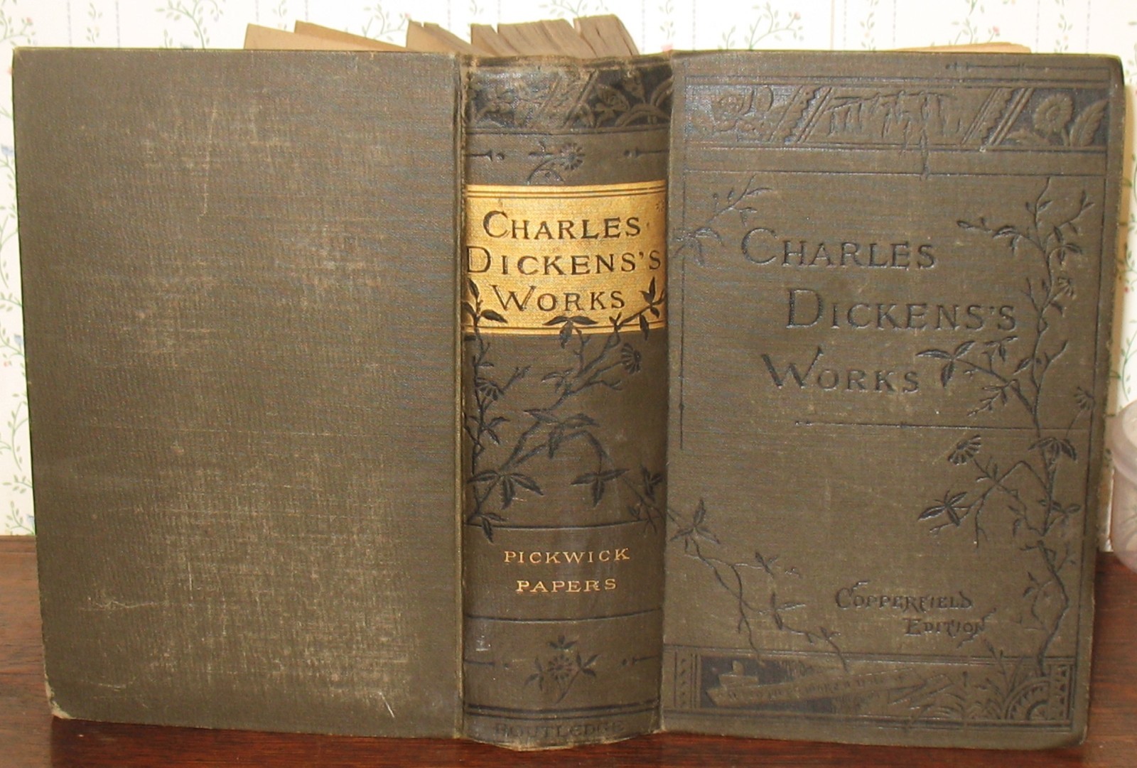 Charles Dickens’s Pickwick Papers Cooperfield Series Routledge & sons