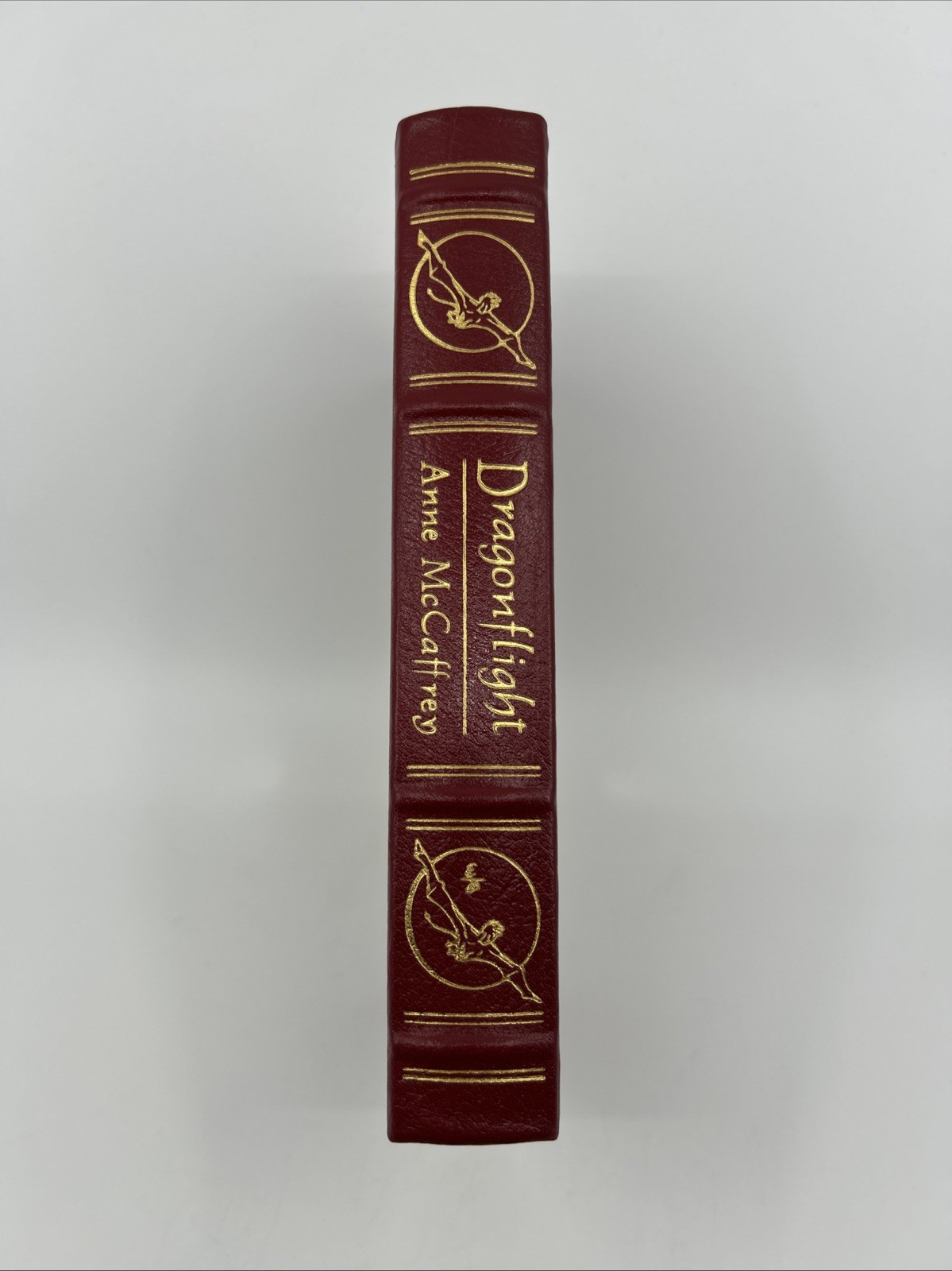 EASTON PRESS Dragonflight Anne McCaffrey SIGNED Leather Masterpieces Sci-Fi