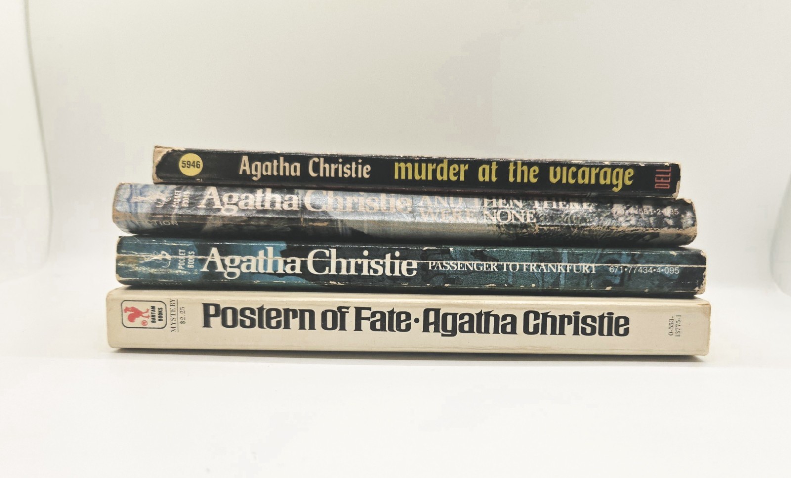 Lot of 4 Agatha Christie Vintage PB Murder Vicarage Frankfurt None