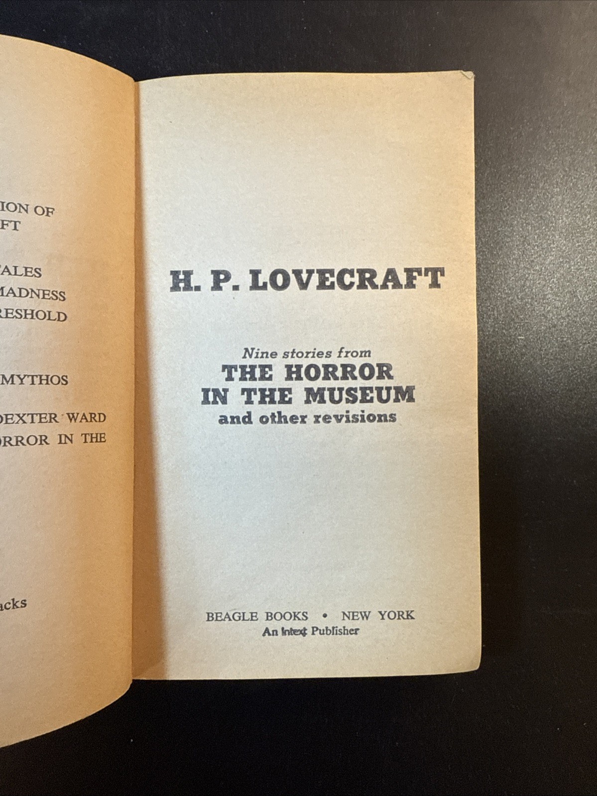 The Shadow Over Innsmouth and Horror In The Museum by H P Lovecraft PB 1971