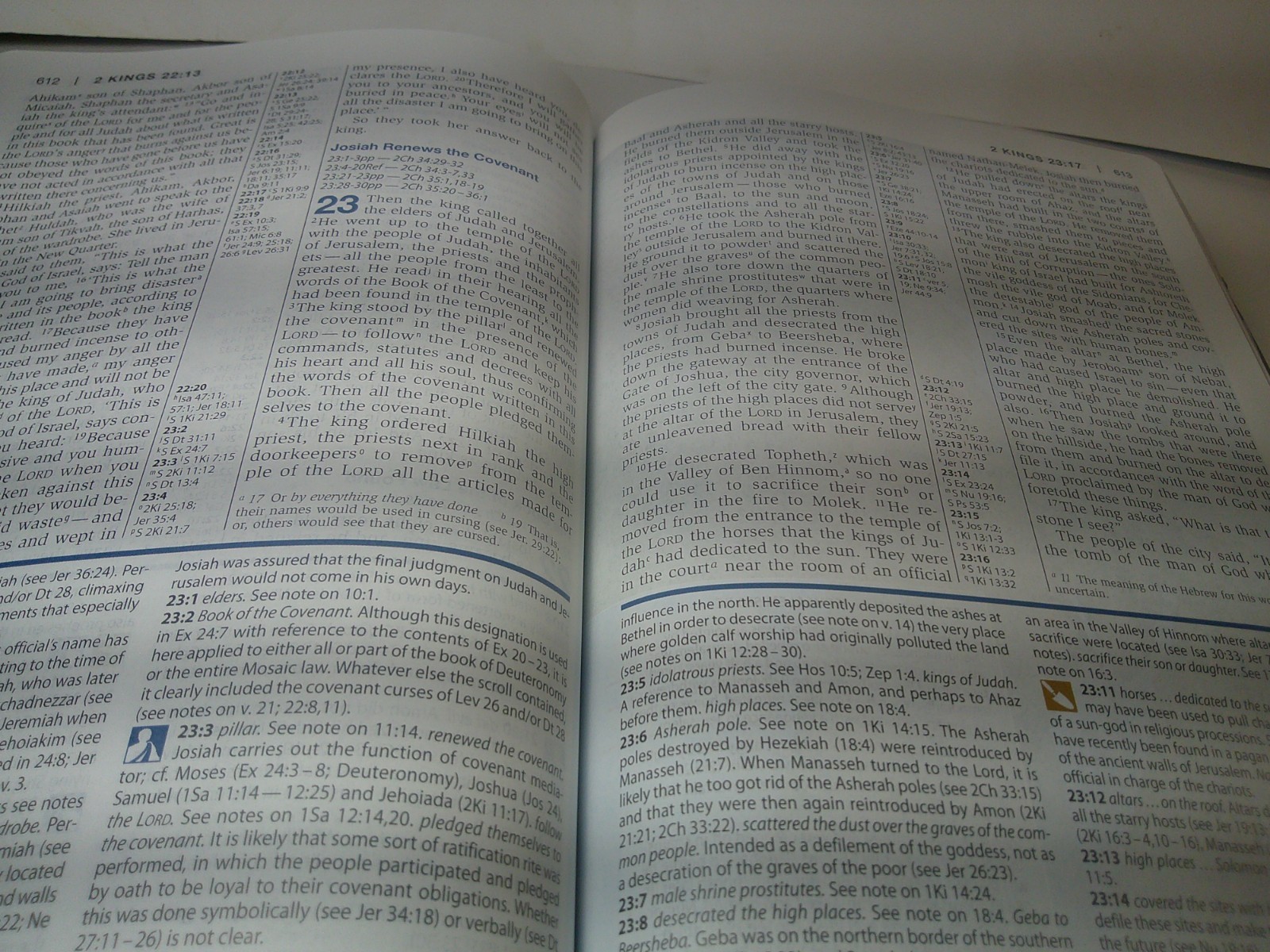 NIV STUDY BIBLE BLACK BONDED LEATHER 2011 RED LETTER ZONDERVAN NEAR EXCELLENT