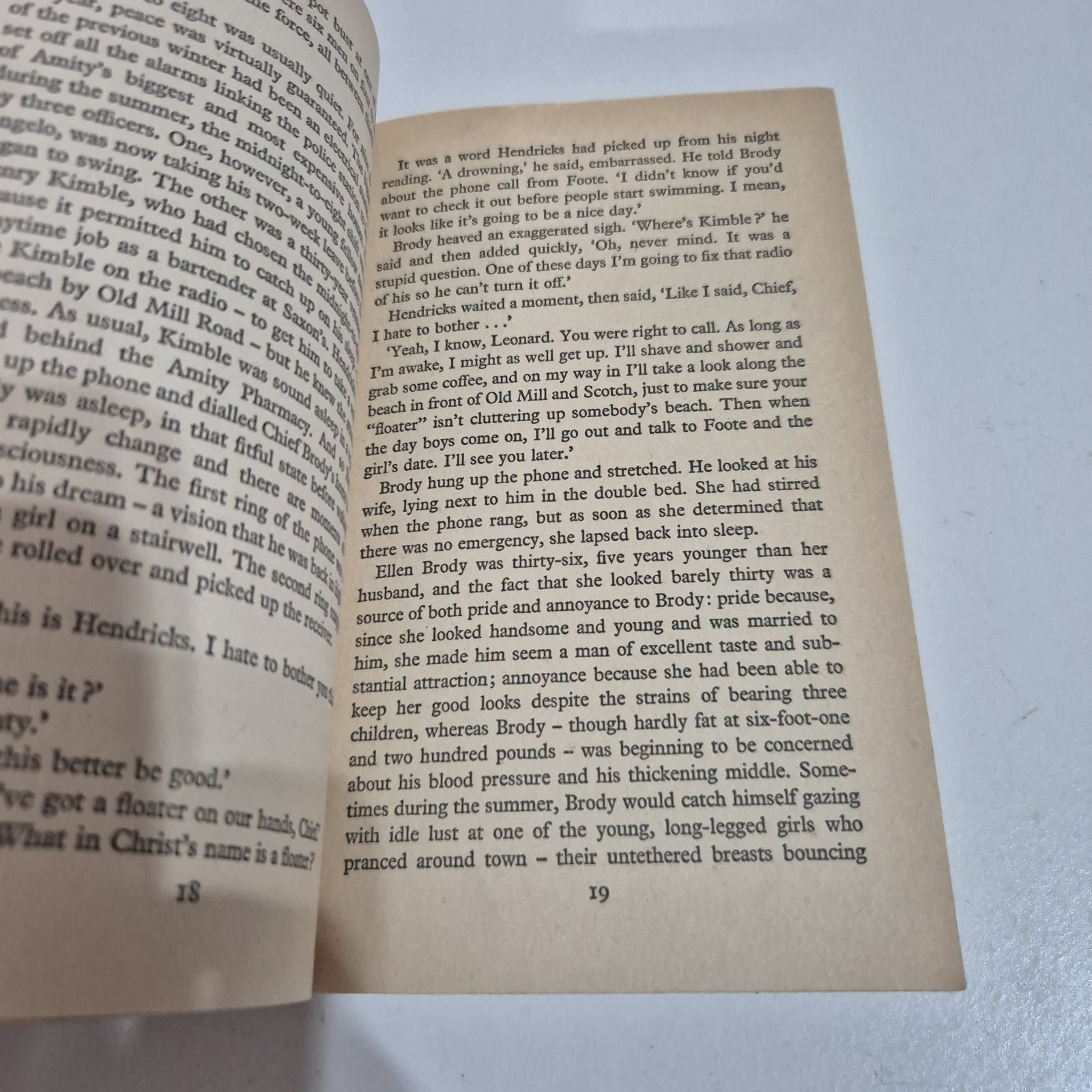 Peter Benchley – Jaws – 1975 – 17th Printing – Pan Books – Vintage Collectable