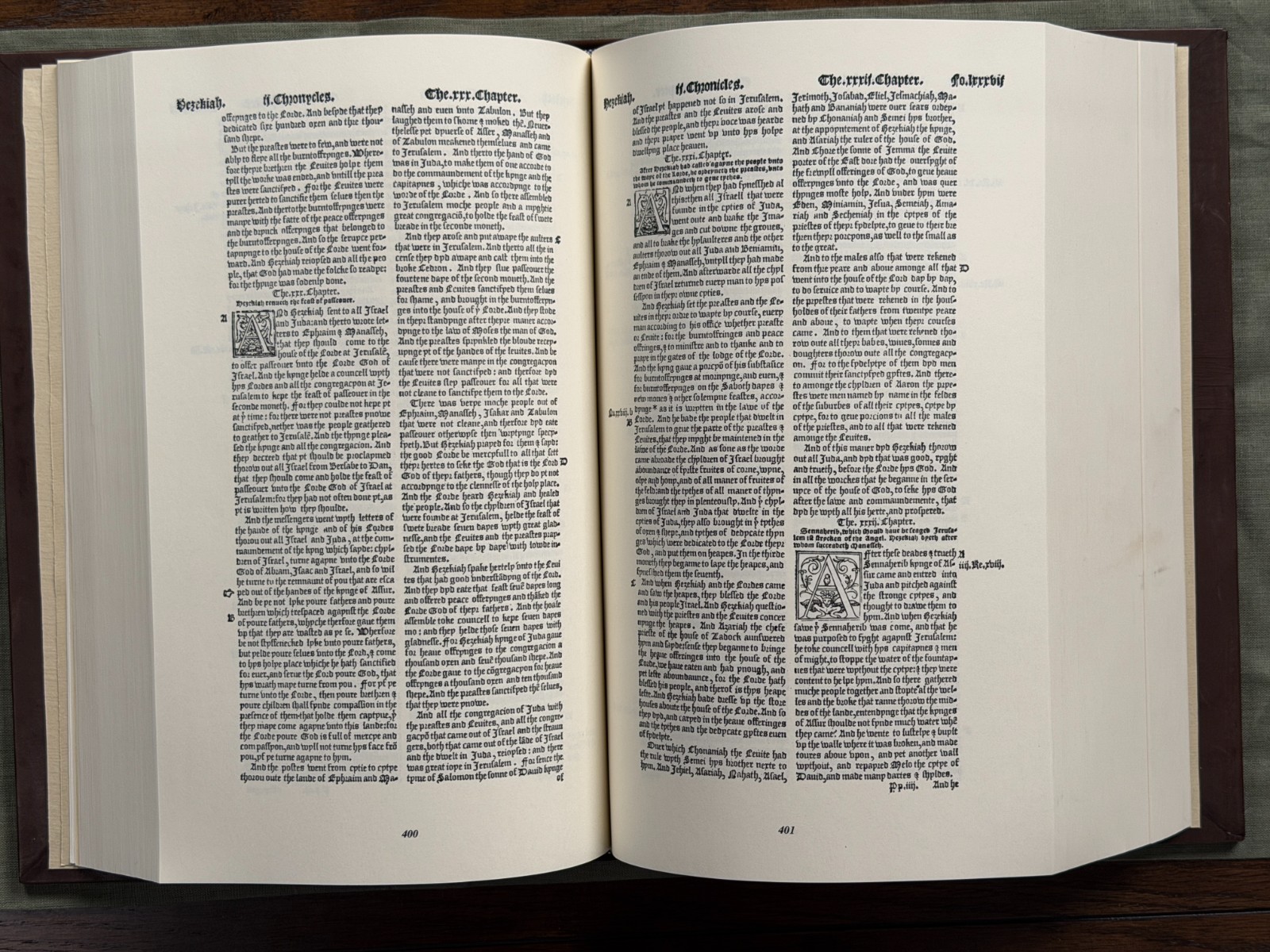 1549 Matthew’s Tyndale Bible Facsimile Leather Gibbor Edition w/ Original Leaf