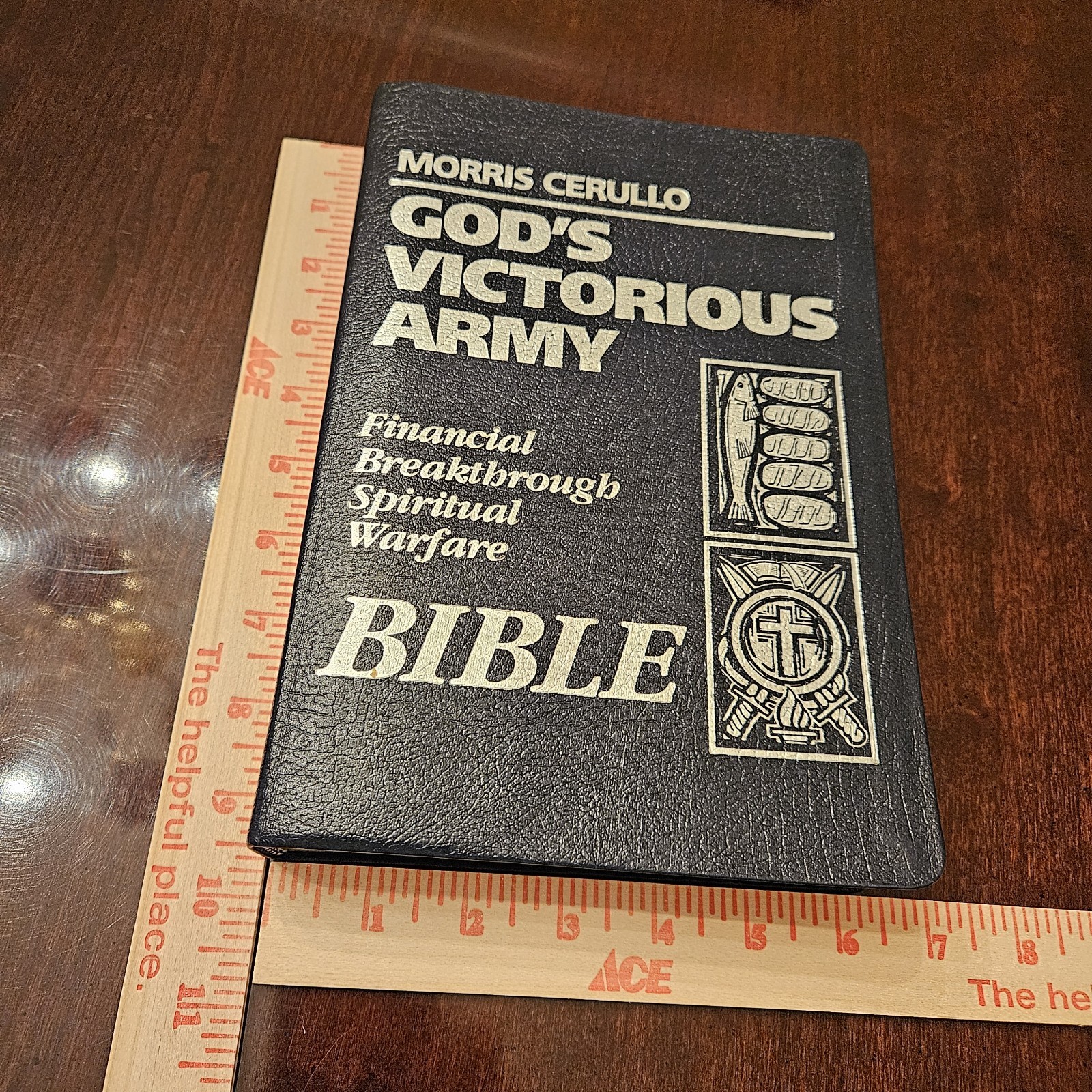 Morris Cerullo God’s Victorious Army Bible Spiritual Warfare KJV Very Good