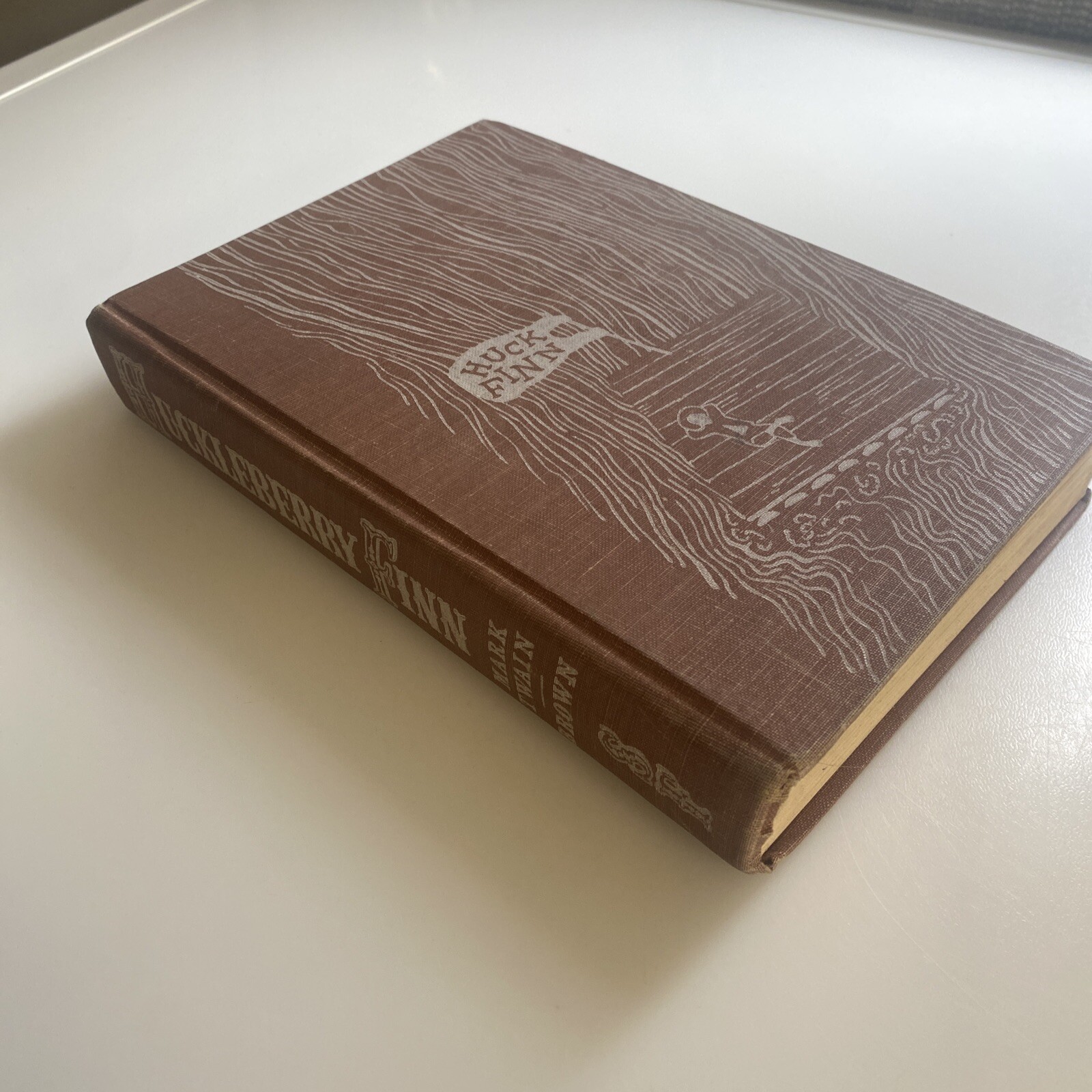 1951 Huckleberry Finn Mark Twain Illustrated Larger Print Book aba