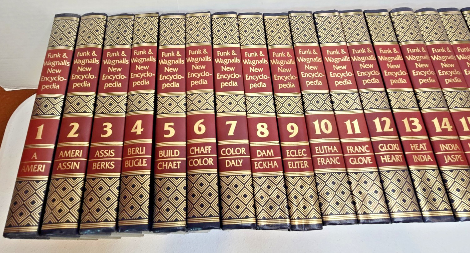 Funk and Wagnalls New Encyclopedia Complete 29 Volume Set 1986