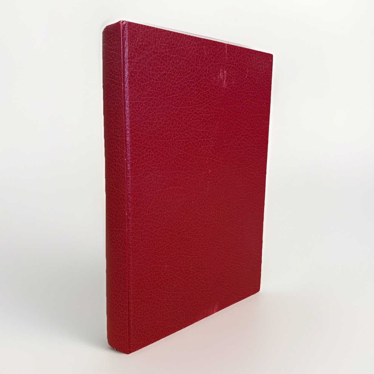 Excerpts from the first edition of the bible printed by Gutenberg Facsimile