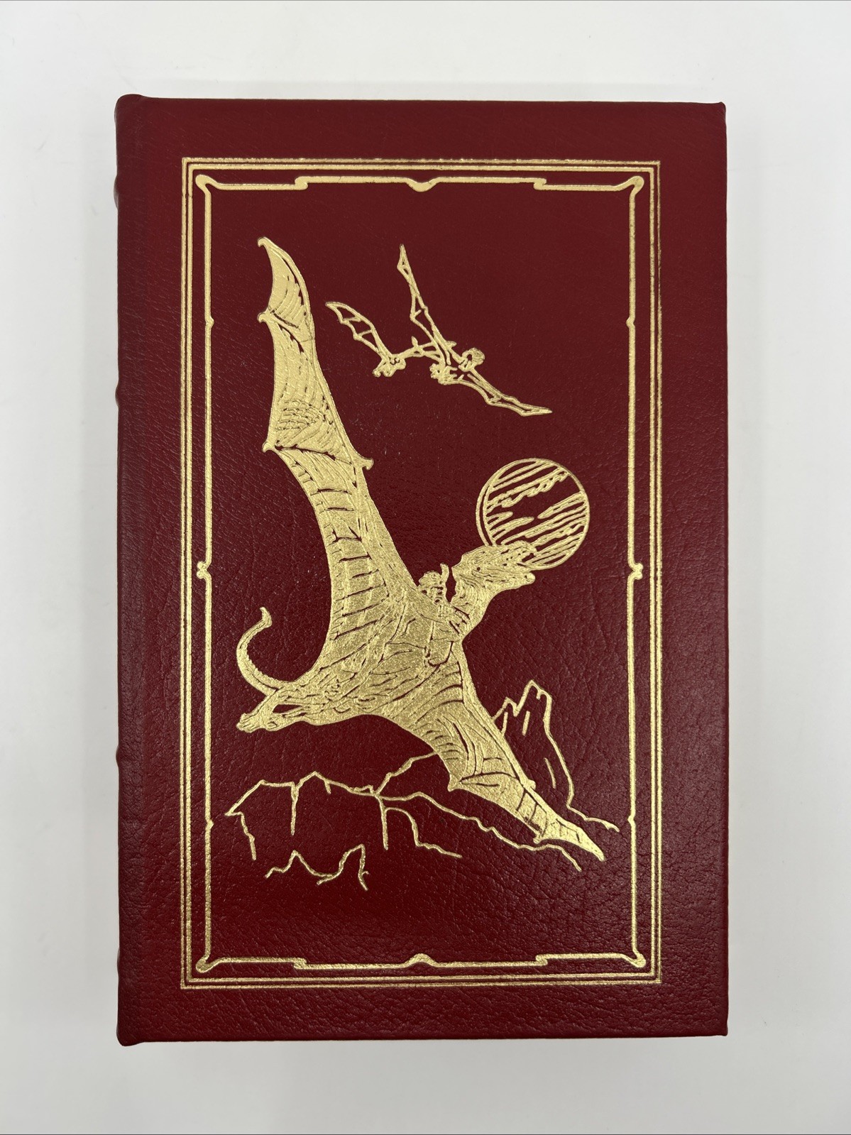 EASTON PRESS Dragonflight Anne McCaffrey SIGNED Leather Masterpieces Sci-Fi