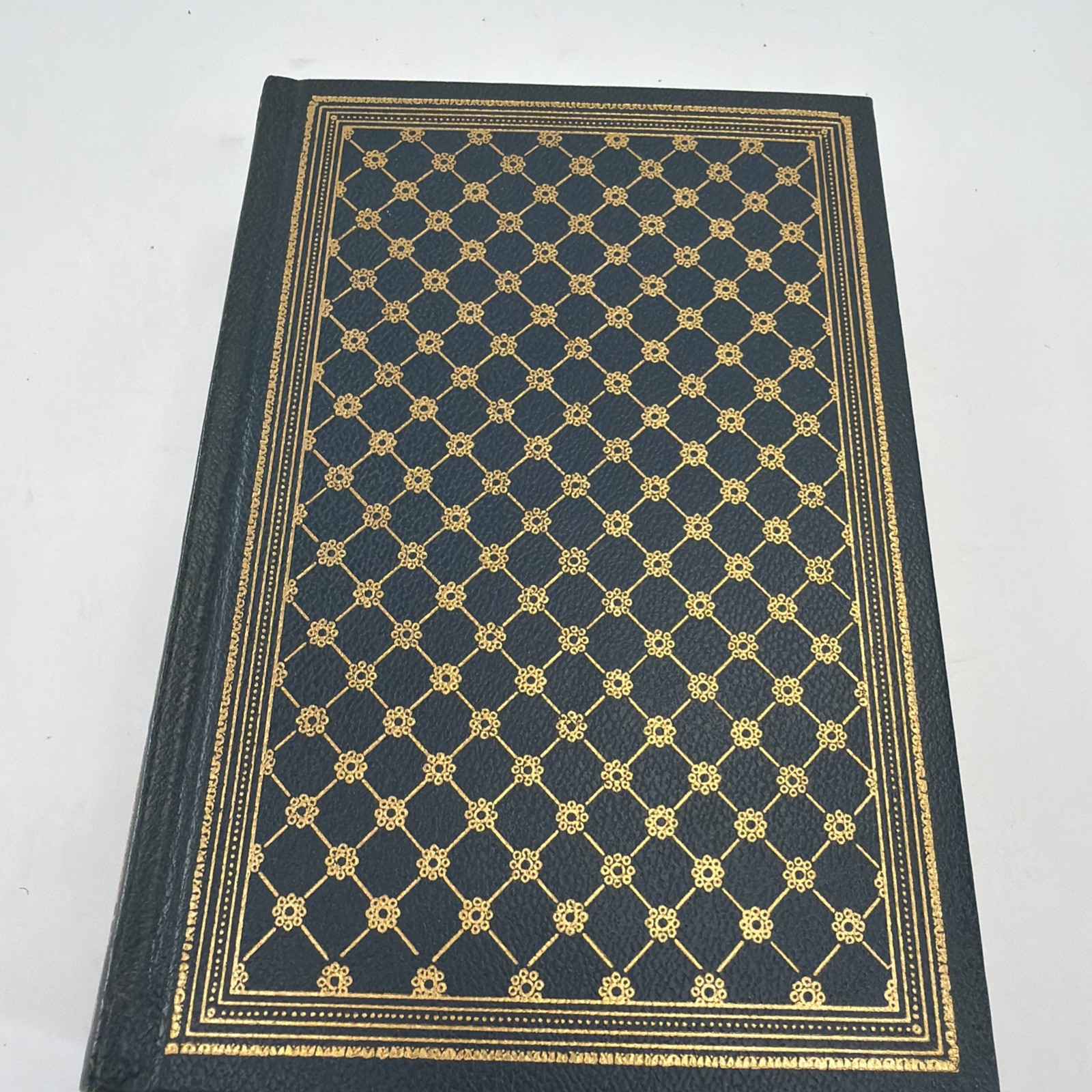 The Pickwick Papers By Charles Dickens International Collectors Library 1944 HC