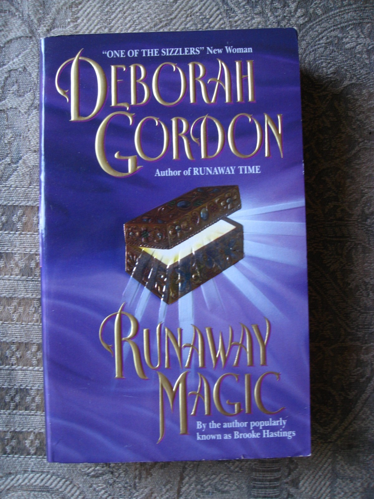 Deborah Gordon – Runaway Magic – 1996 – paperback
