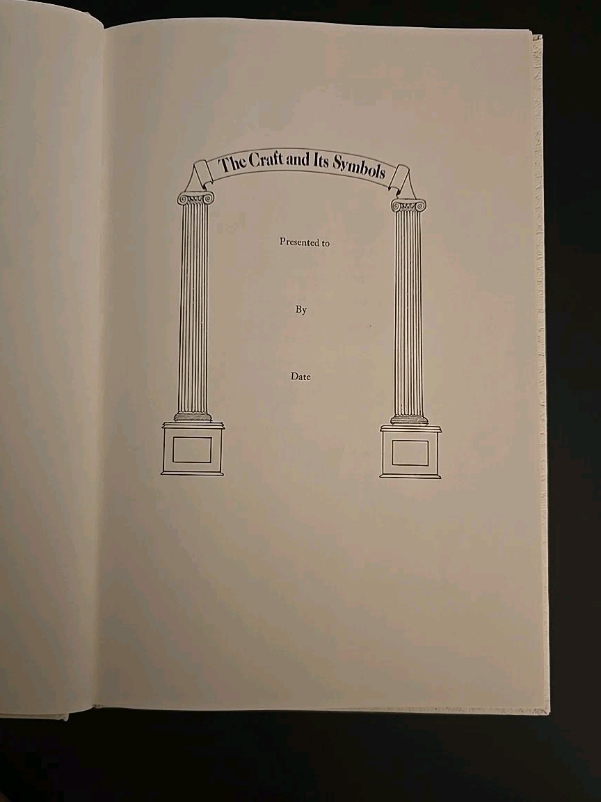 The Craft And Its Symbols Masonic Symbolism Allen Roberts 1974 Illustrated HC