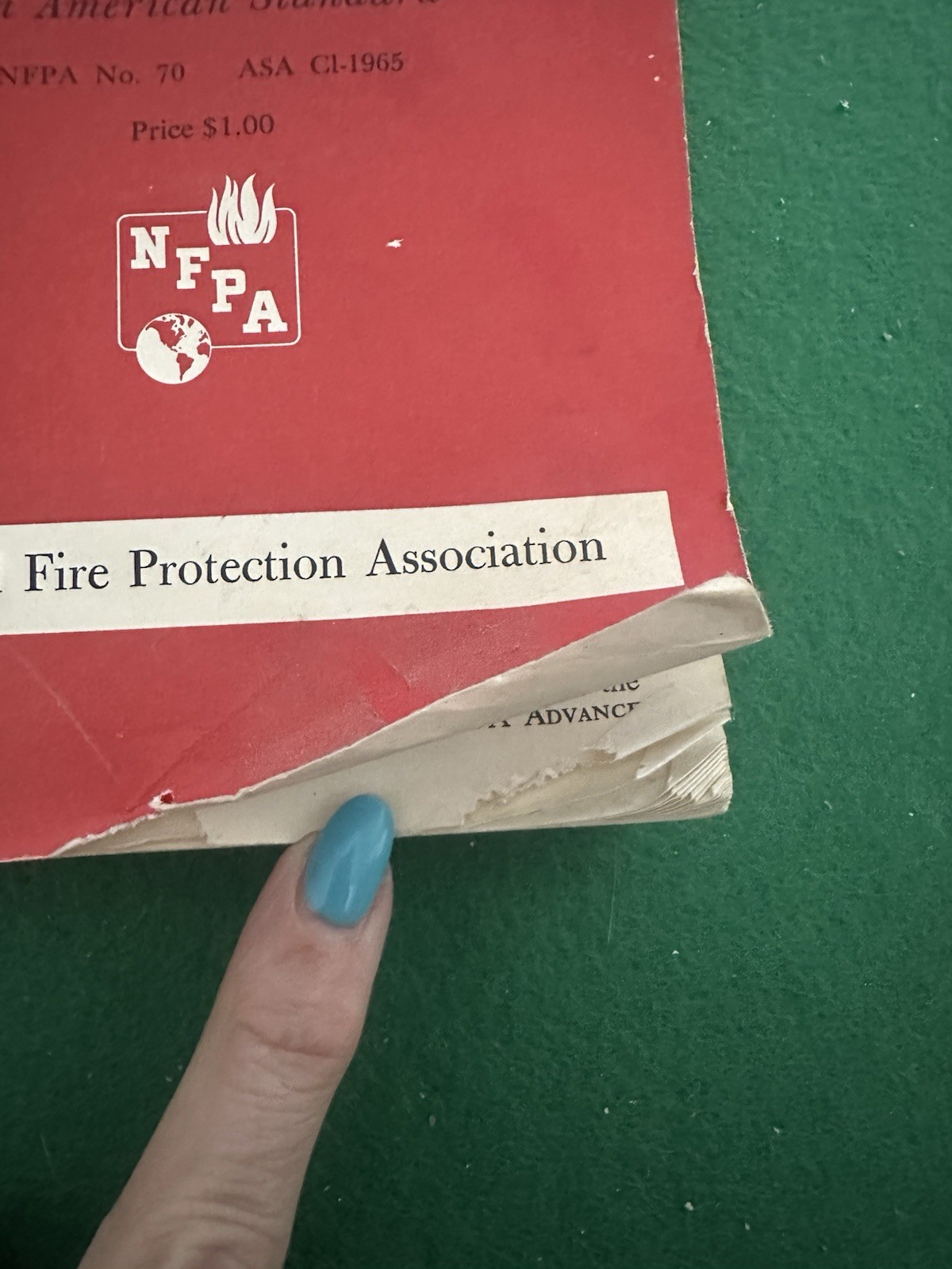 VINTAGE NATIONAL ELECTRICAL CODE 1965 NFPA NO. 70 ASA C1-1965 COLLECTIBLE