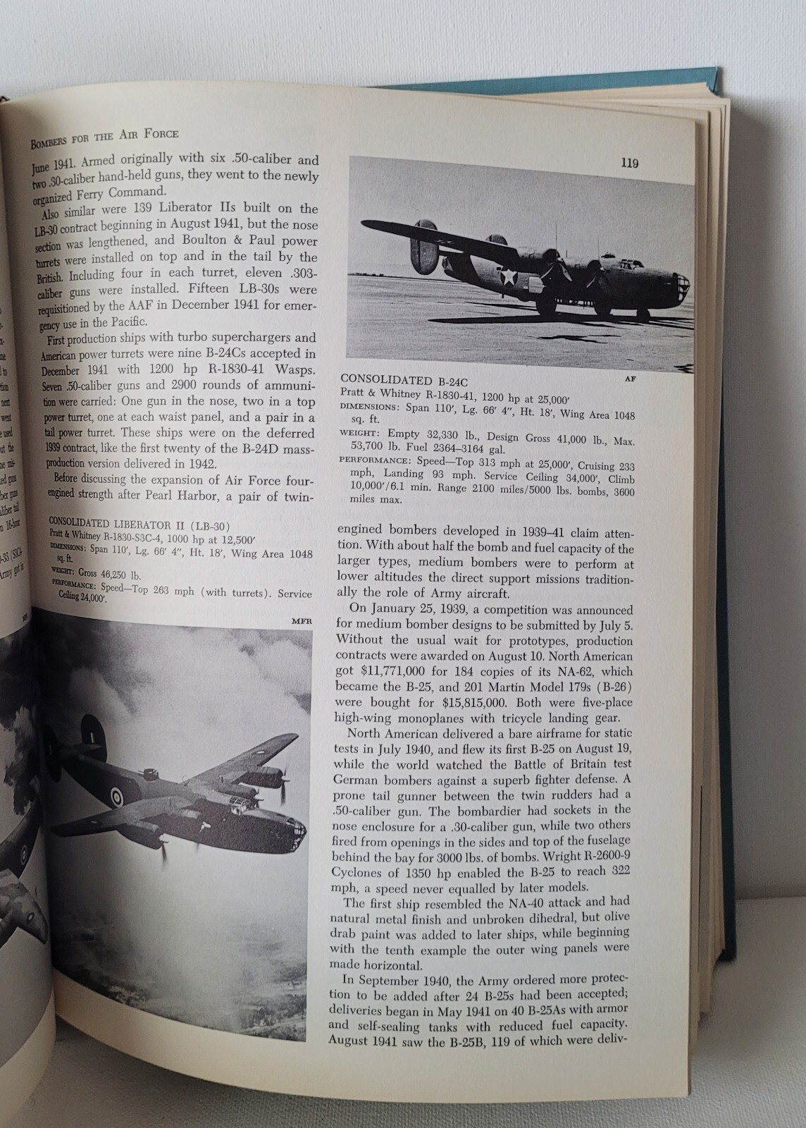 American Combat Planes by Ray Wagner 1960 (HC)-VG Condition