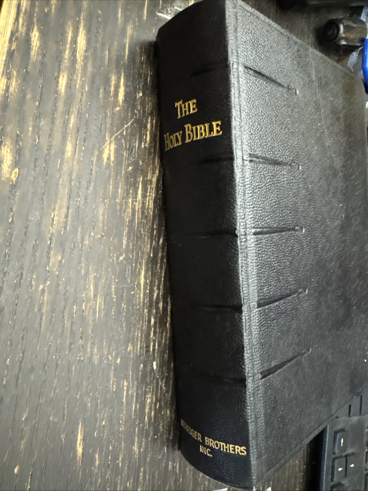 Vintage 1952 The Holy Bible Benzinger Brothers Inc HC Black Gold Indexed