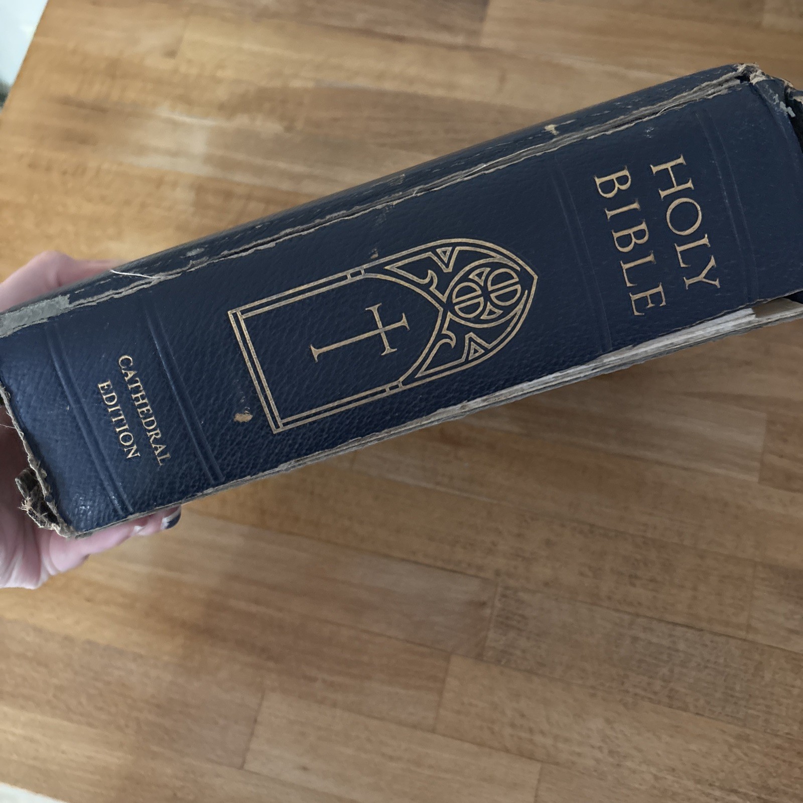 Collectibles: The Family Rosary Edition of the Holy Bible: to Jesus through Mary