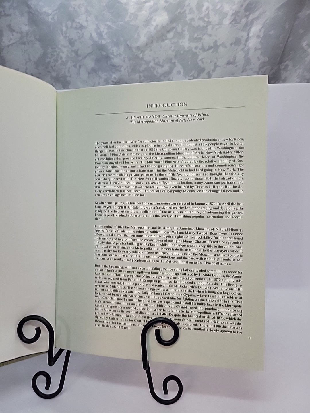 Coffee Table Book The Metropolitan Museum Of Art New York Hardcover Pre-owned