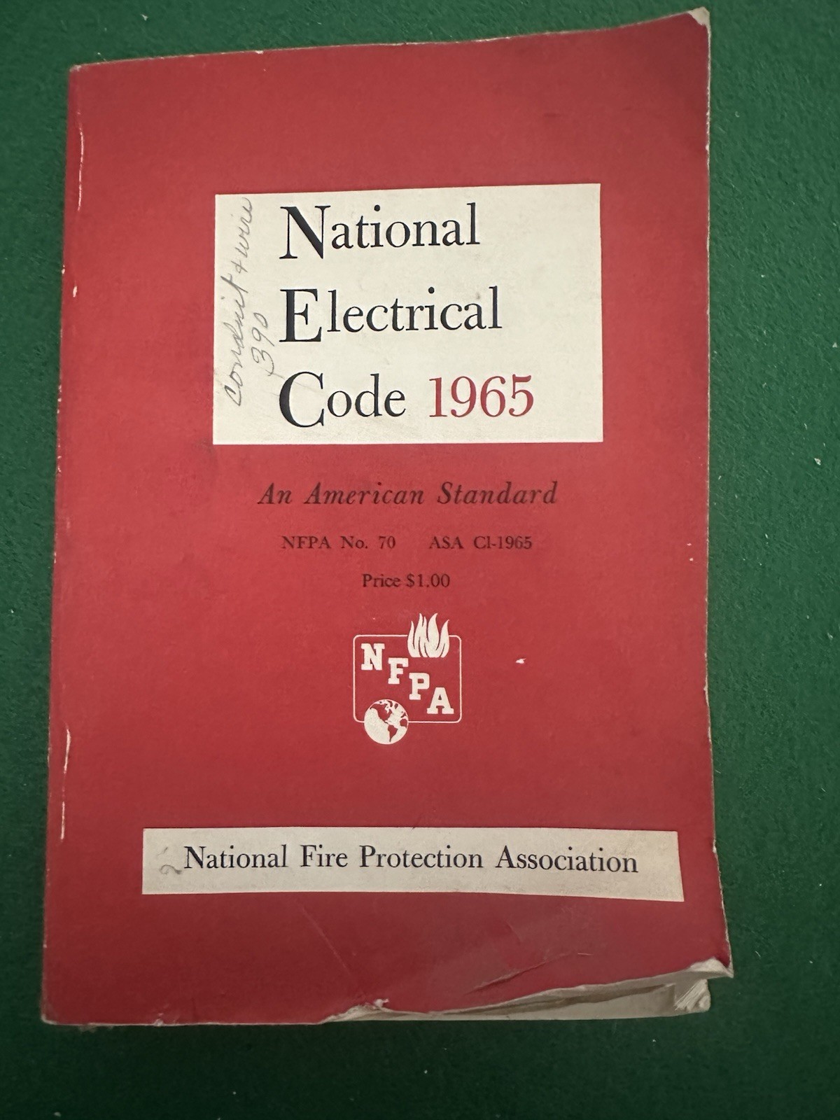 VINTAGE NATIONAL ELECTRICAL CODE 1965 NFPA NO. 70 ASA C1-1965 COLLECTIBLE