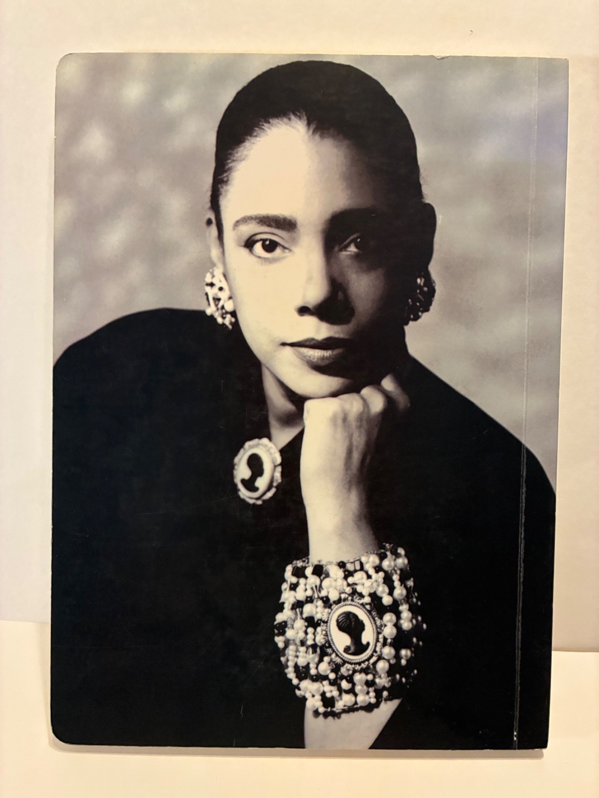 The Black Cameo, Coreen Simpson, large board book, aRUDE Publications 2008