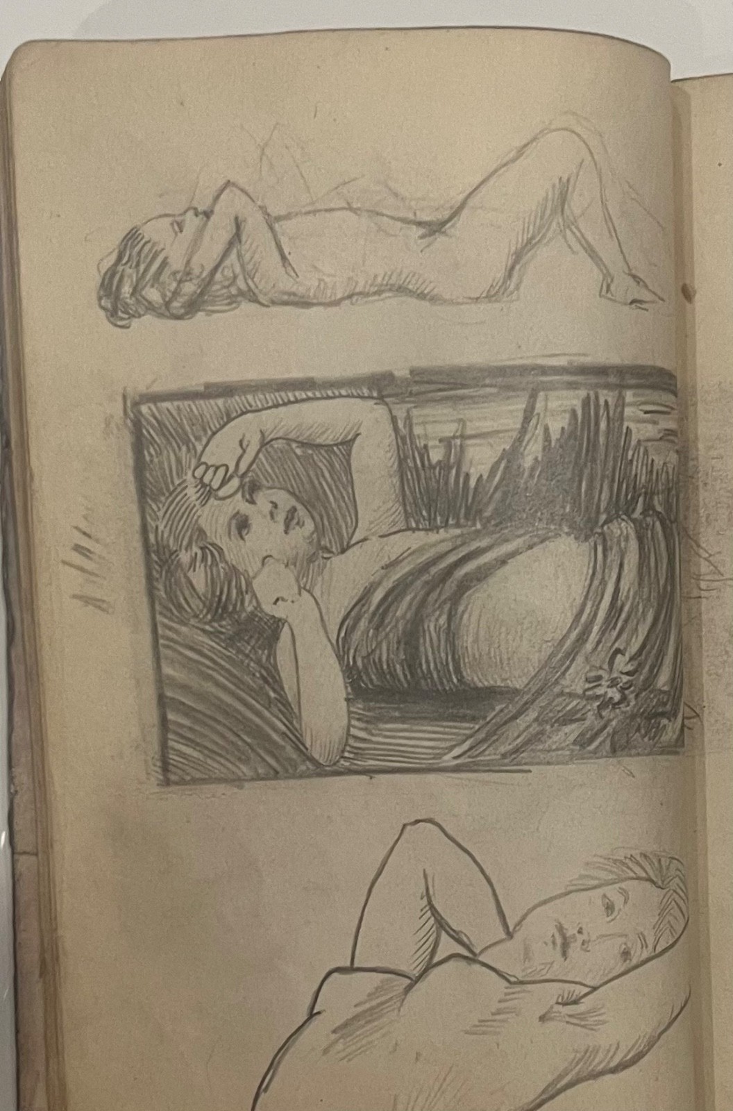 Antique Donald Mills (B. 1896) American Sketchbooks of Drawings