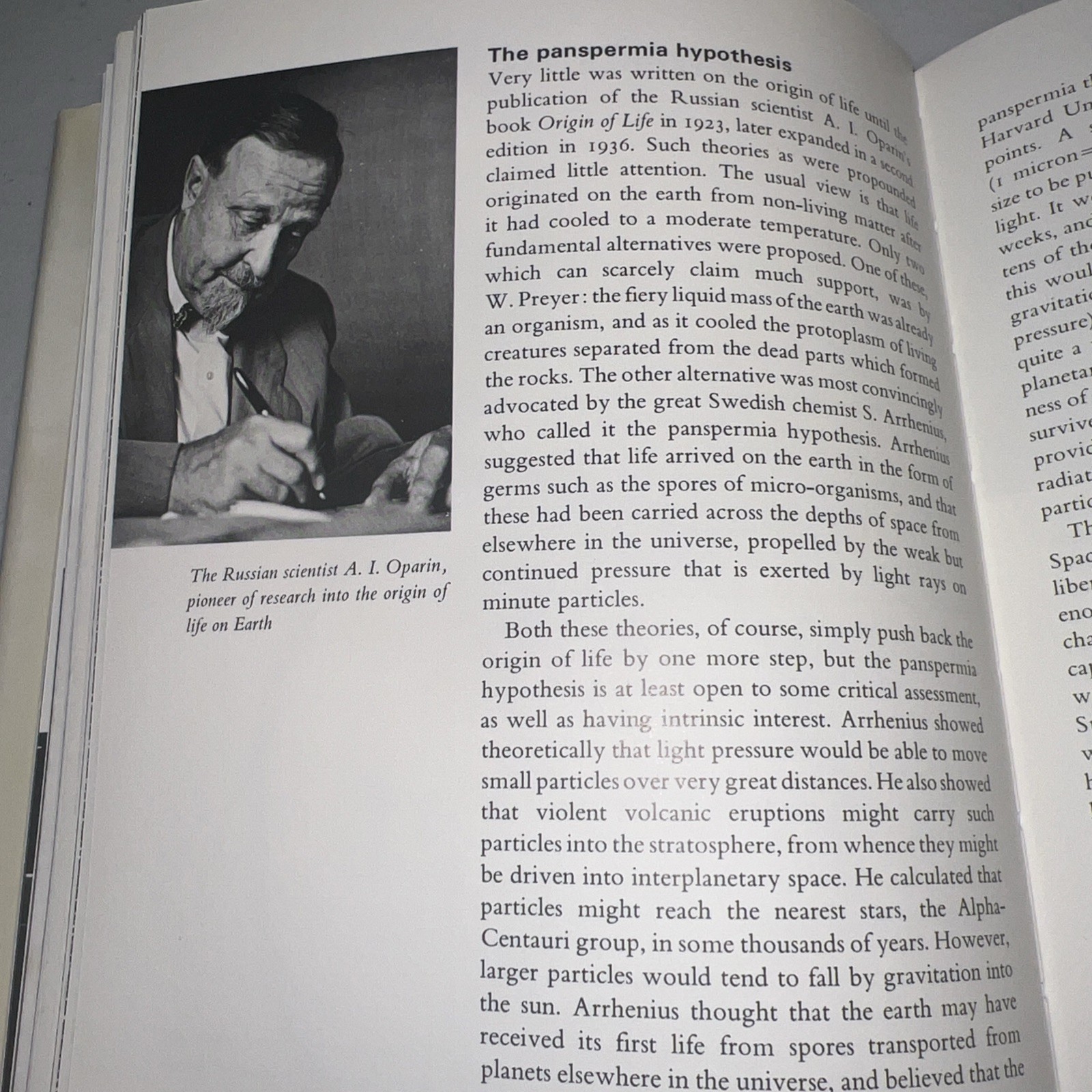 Planets And Life By P.H.A. Sneath Funk & Wagnalls 1970