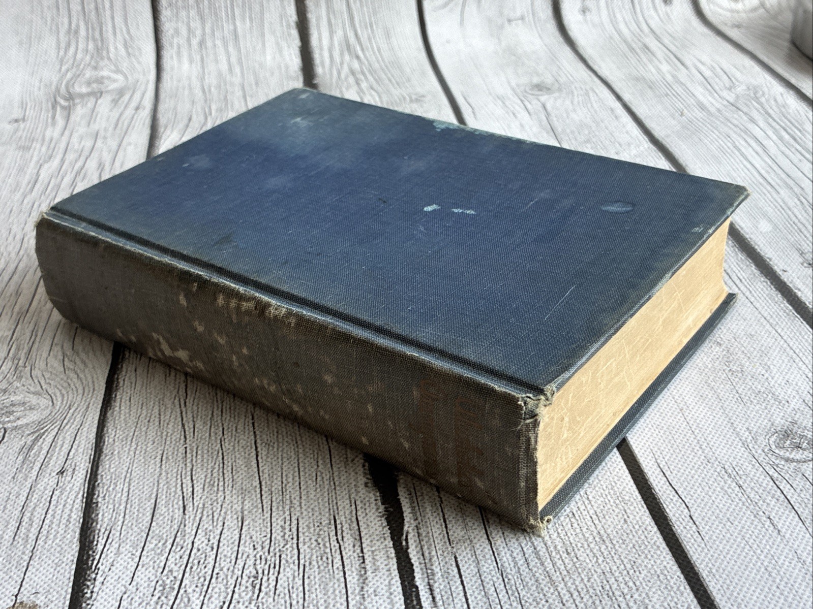 1966 Alcoholics Anonymous 2nd Edition, 8th Printing, “ BIG BOOK” Hardcover No DJ