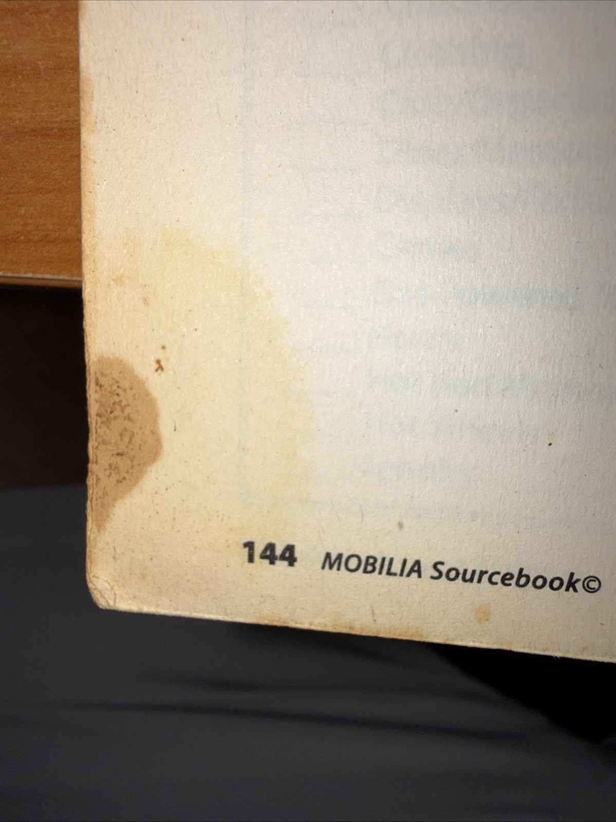Mobilia Sourcebook The Essential Auto Collectibles Directory Book