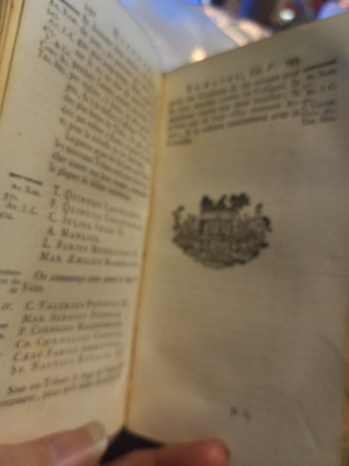 1782 HISTOIRE ROMAINE BY M ROLLIN FULL LEATHER VOLUME 2 ONLY, W/MAP OF ITALY!!