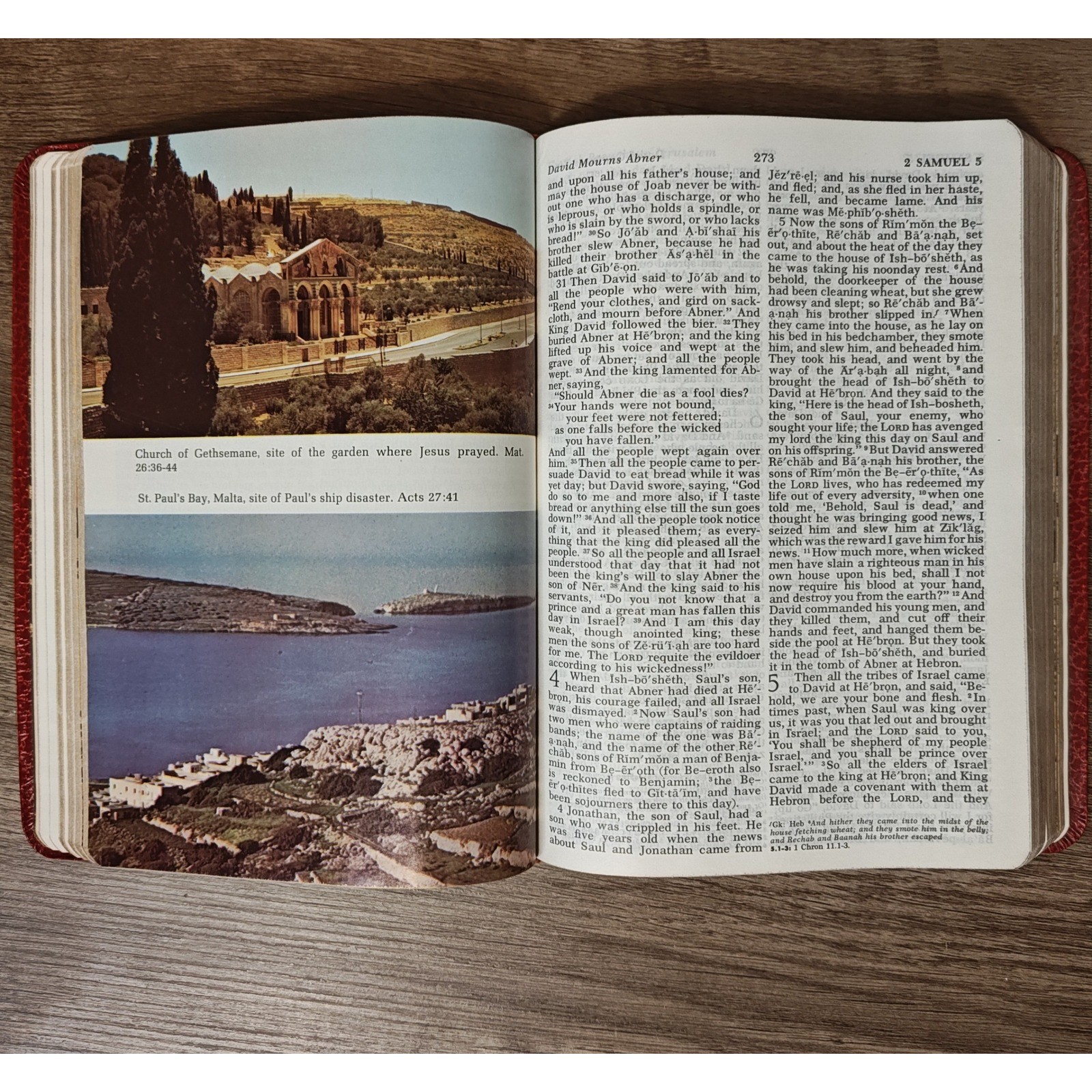 Thomas Nelson Holy Bible RSV Second Edition Red Faux Leather 1971 Vintage