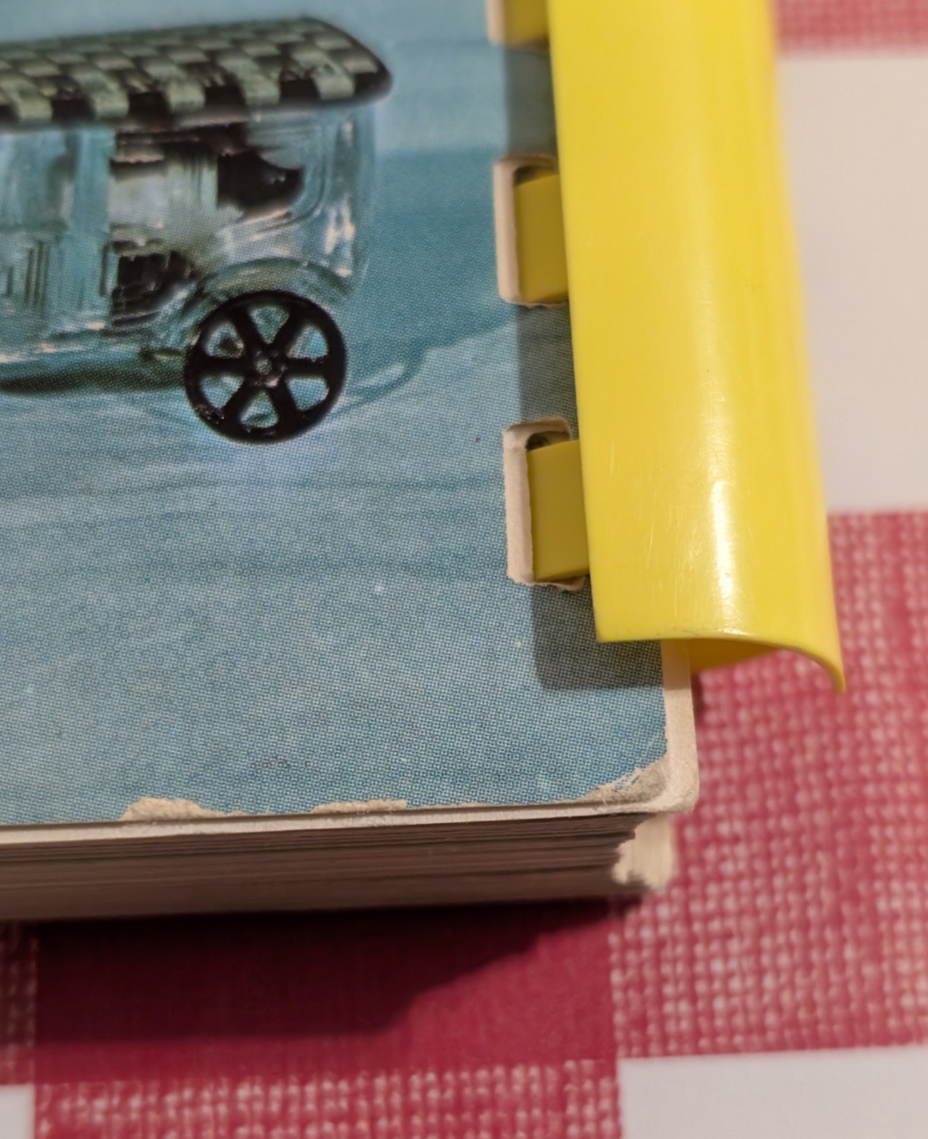 A Century Of Glass Toys – Stanley (Spiral Bound Book) Vintage & Antique Objects