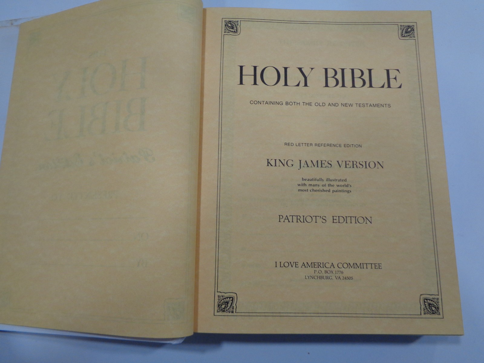Holy Bible – Patriot’s Edition 1983 KJV Red Letter US History IIlustrations HUGE