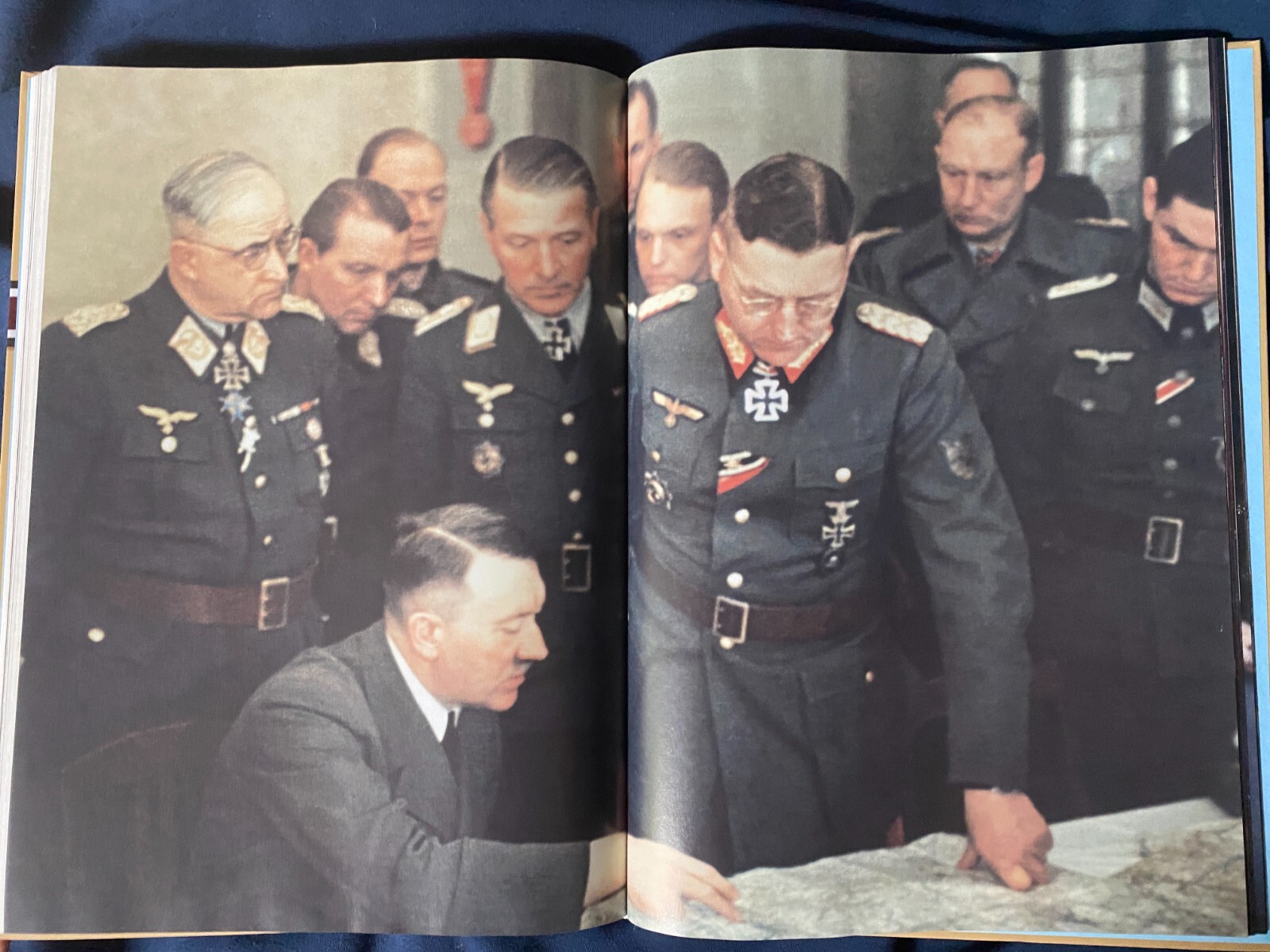 Eichenlaubtrager 1940-1945: Vol I w/ English Translation