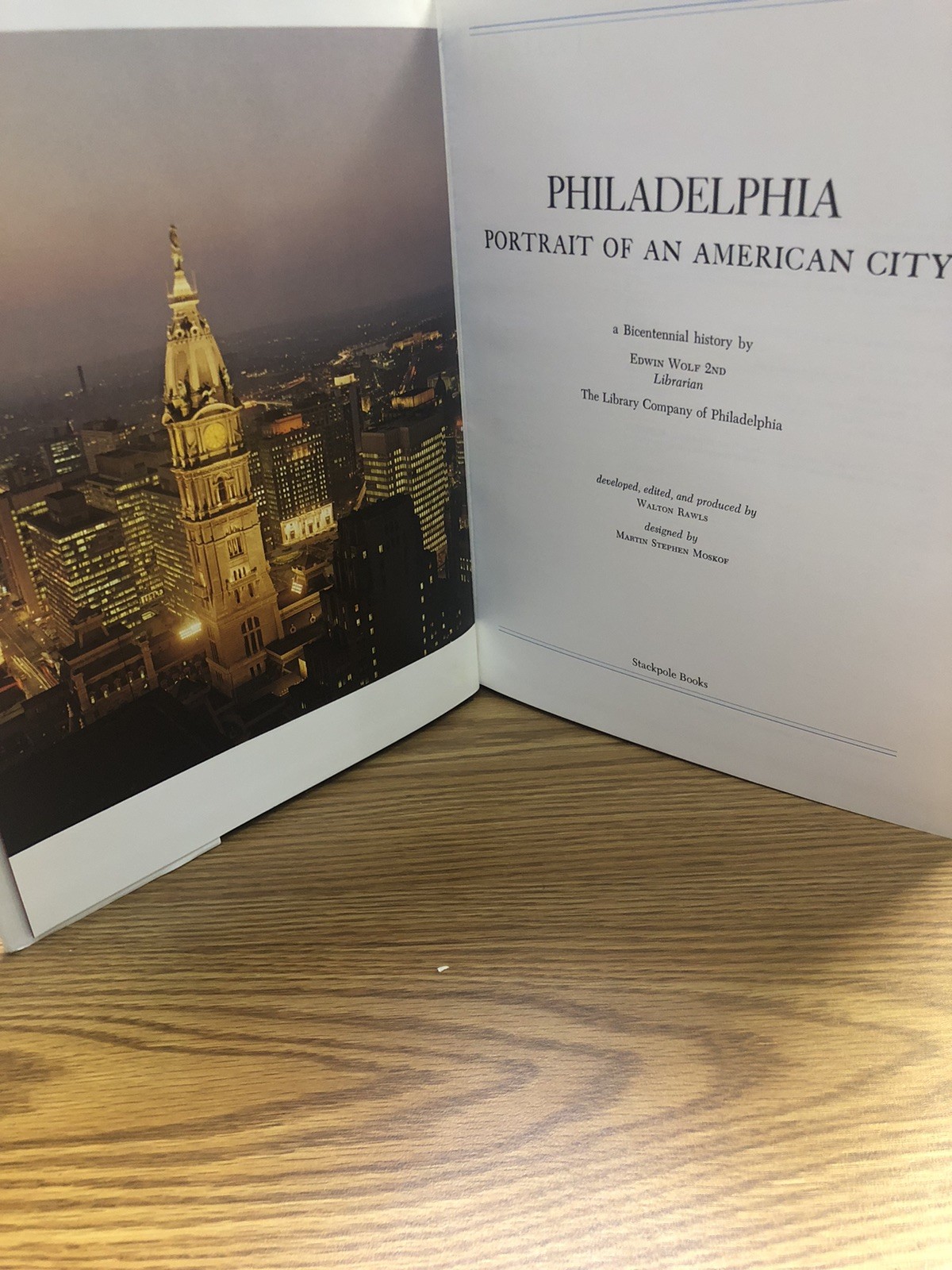 Philadelphia Portrait of American City Edwin Wolf Bicentennial History 1975 1st