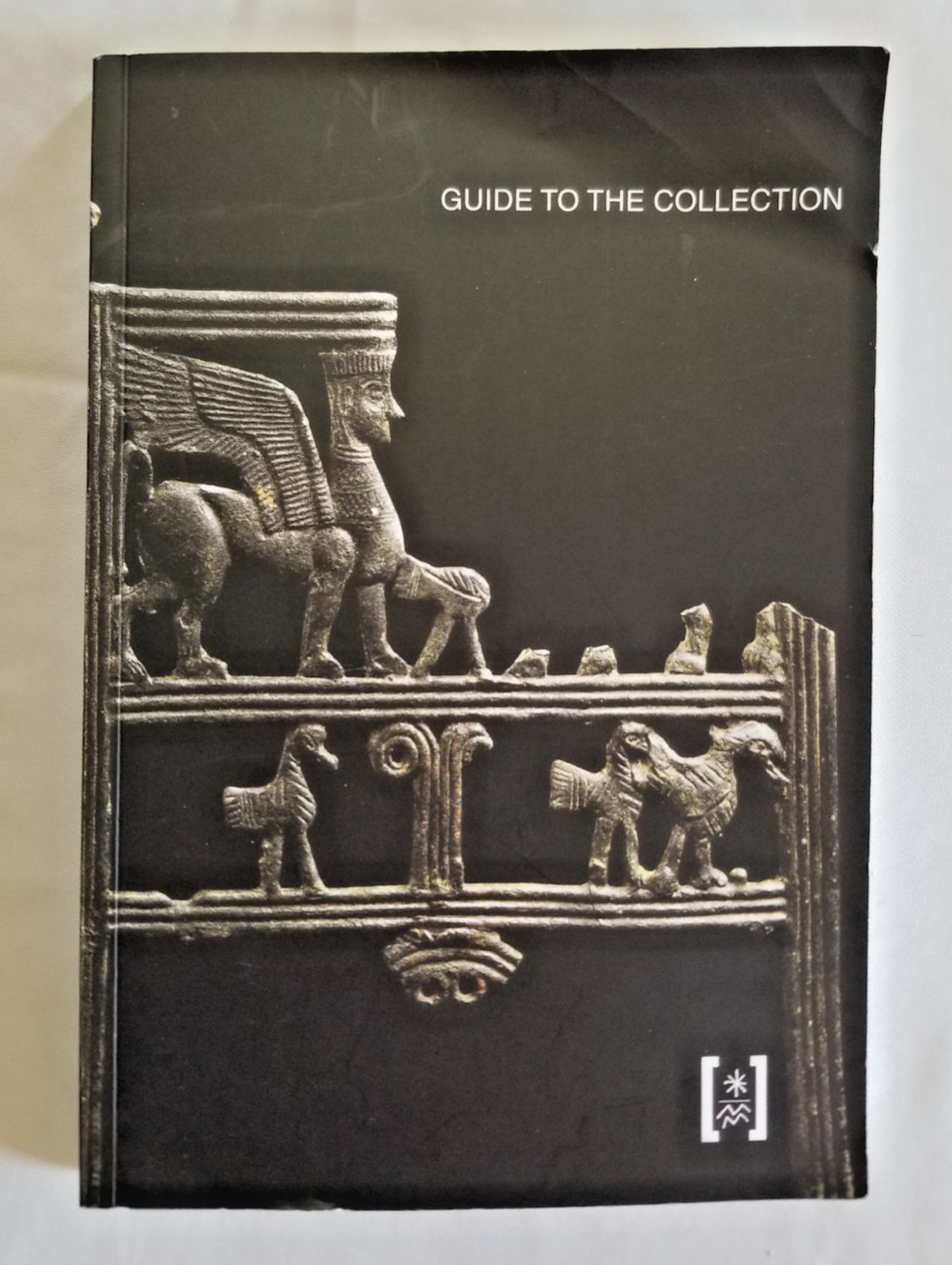 Bible Lands Museum Jerusalem GUIDE TO THE COLLECTION Third Revised Edition 2002