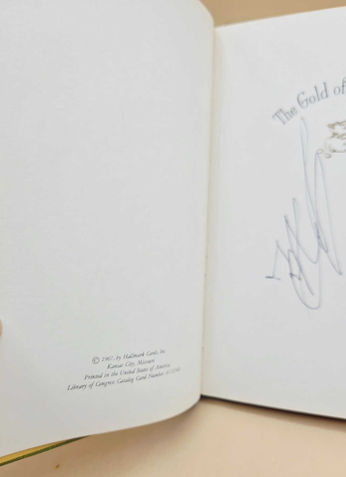 VINTAGE 1967 Hallmark THE GOLD FRIENDSHIP Mini Hardcover w/Dust Jacket, VGC