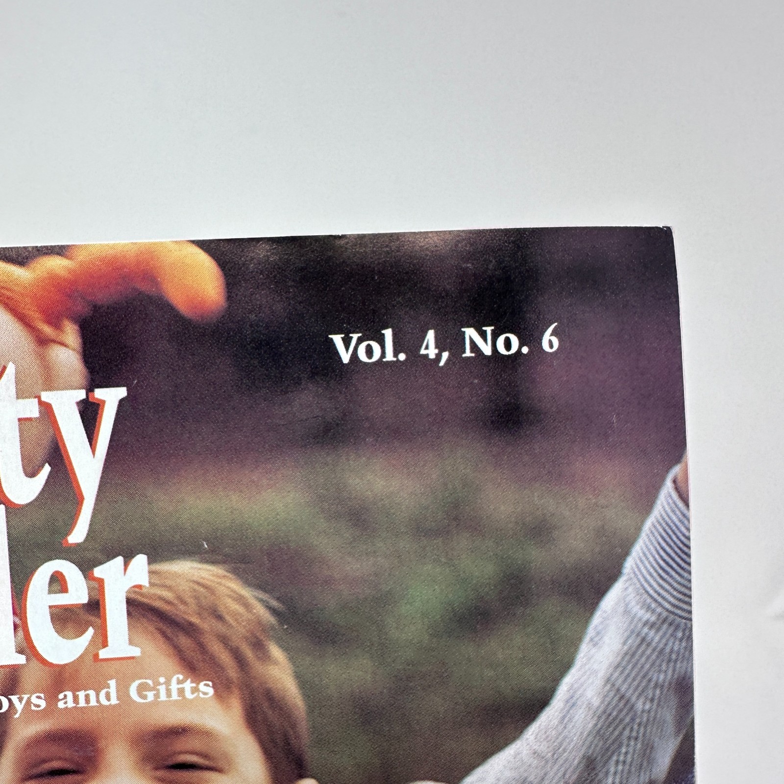 Specialty Retailer Catalog Magazine Technology Toys Gifts August 1999 Vintage