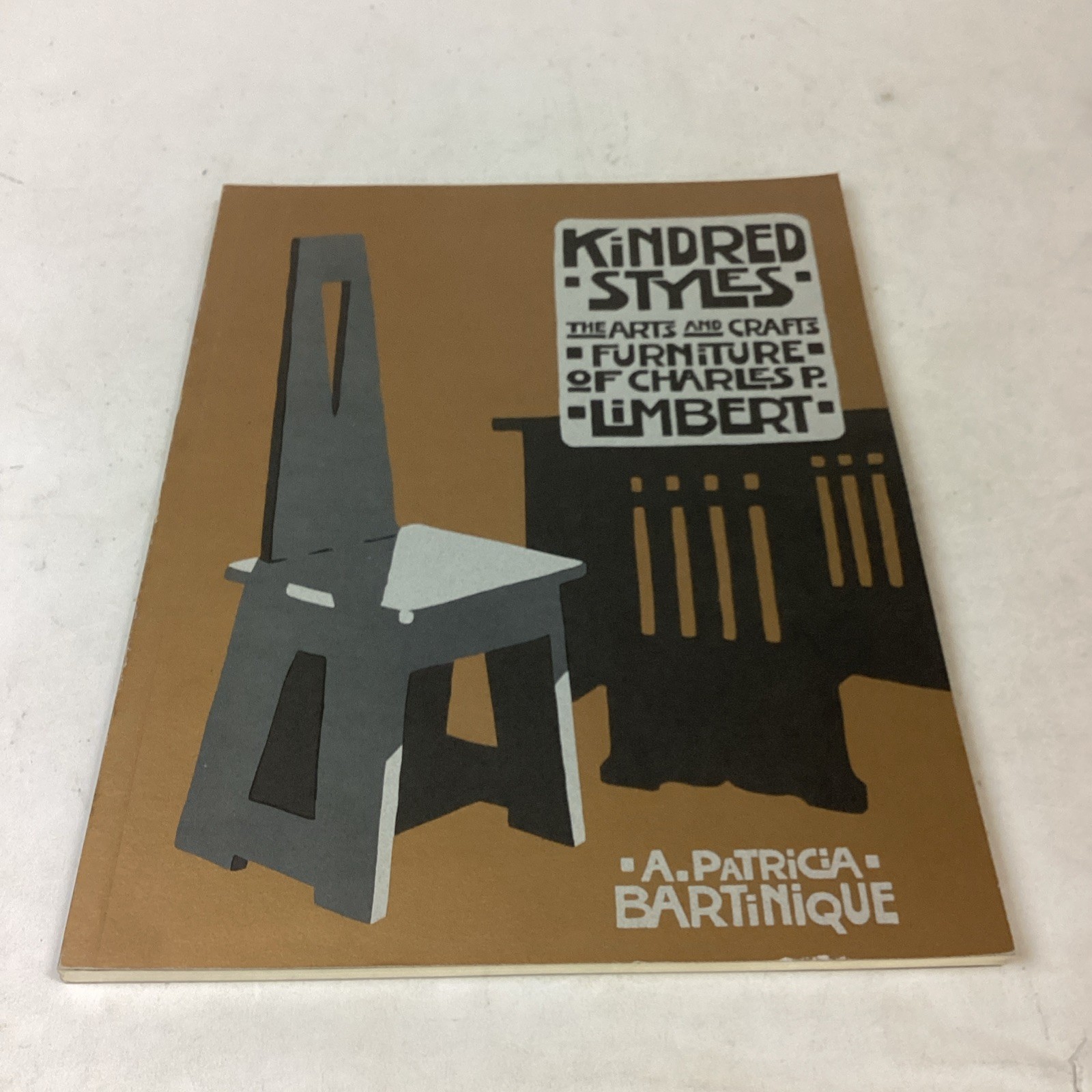 Lot Of Vintage Furniture Books And Catalogs – Clock Guide, Furniture Price List