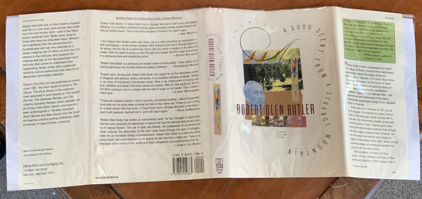 1992 Good Scent from a Strange Mountain Robert Olen Butler Inscribed 1st Edition