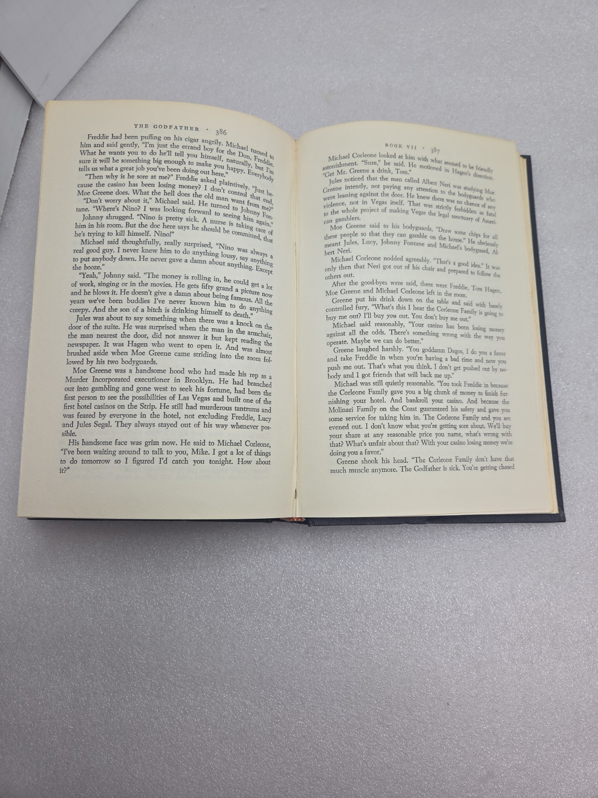 Vintage The Godfather 1969 Mario Puzo Collectable HC Novel. Americana Mob Wives