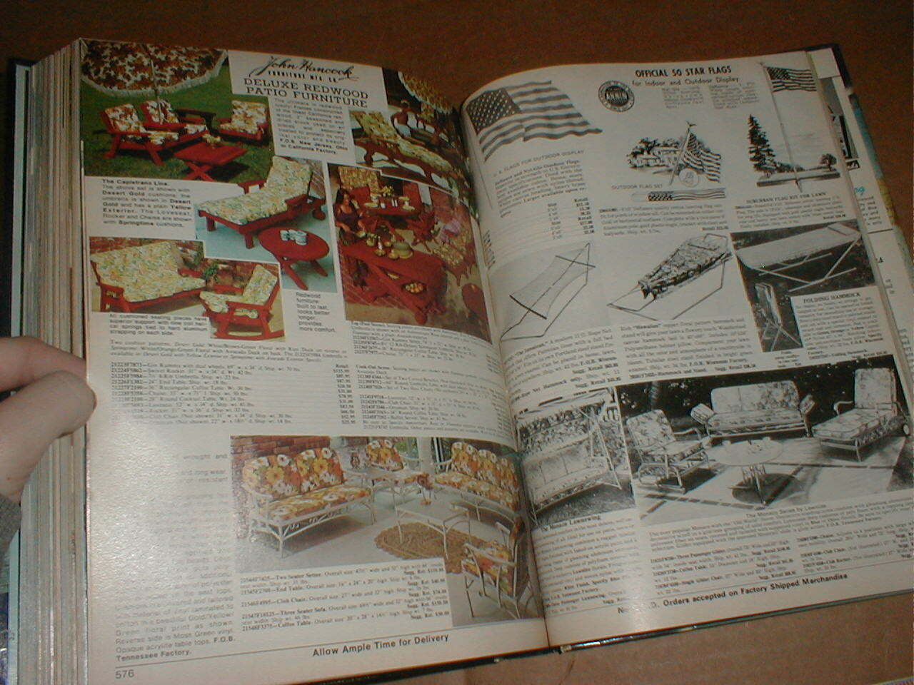 VTG 1975 Bennett Blue Book of Quality Merchandise Guide Gift Catalog Magazine