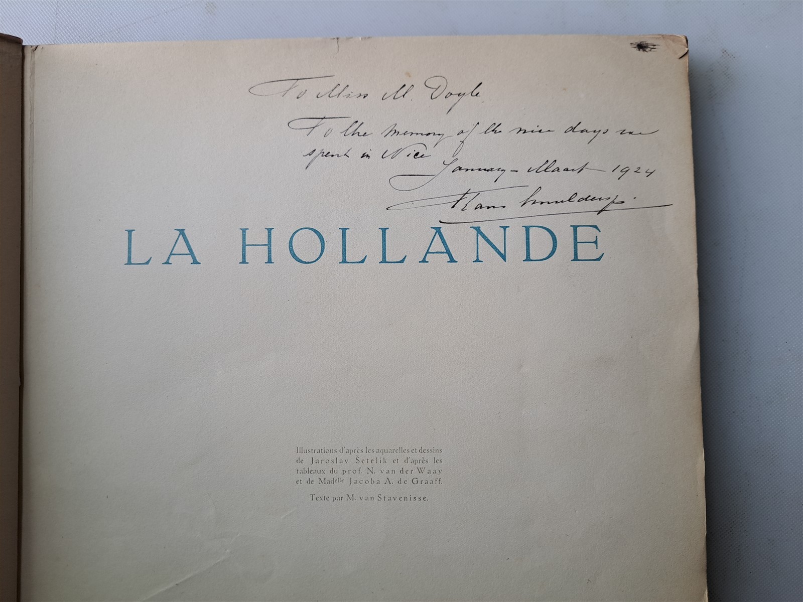 La Hollande – Circa 1924 Book of Color Illustrations of Holland