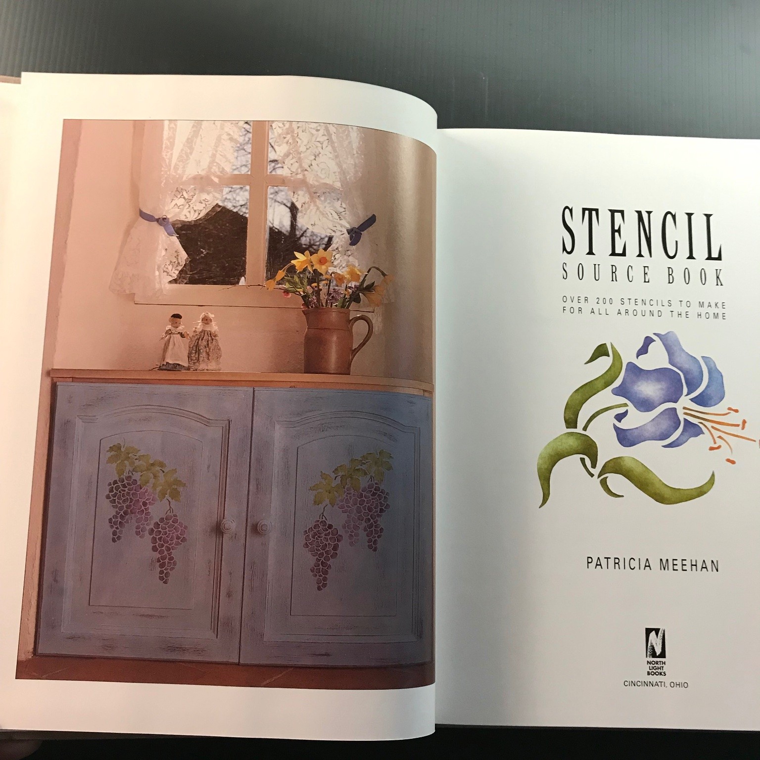 STENCIL SOURCE BOOK Patricia Meehan 1994 Home Decor Craft Designs