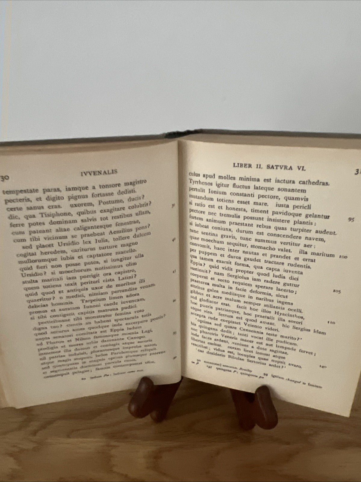 1957 Juvenal Satires Pitt Press Series Cambridge University Press English Latin